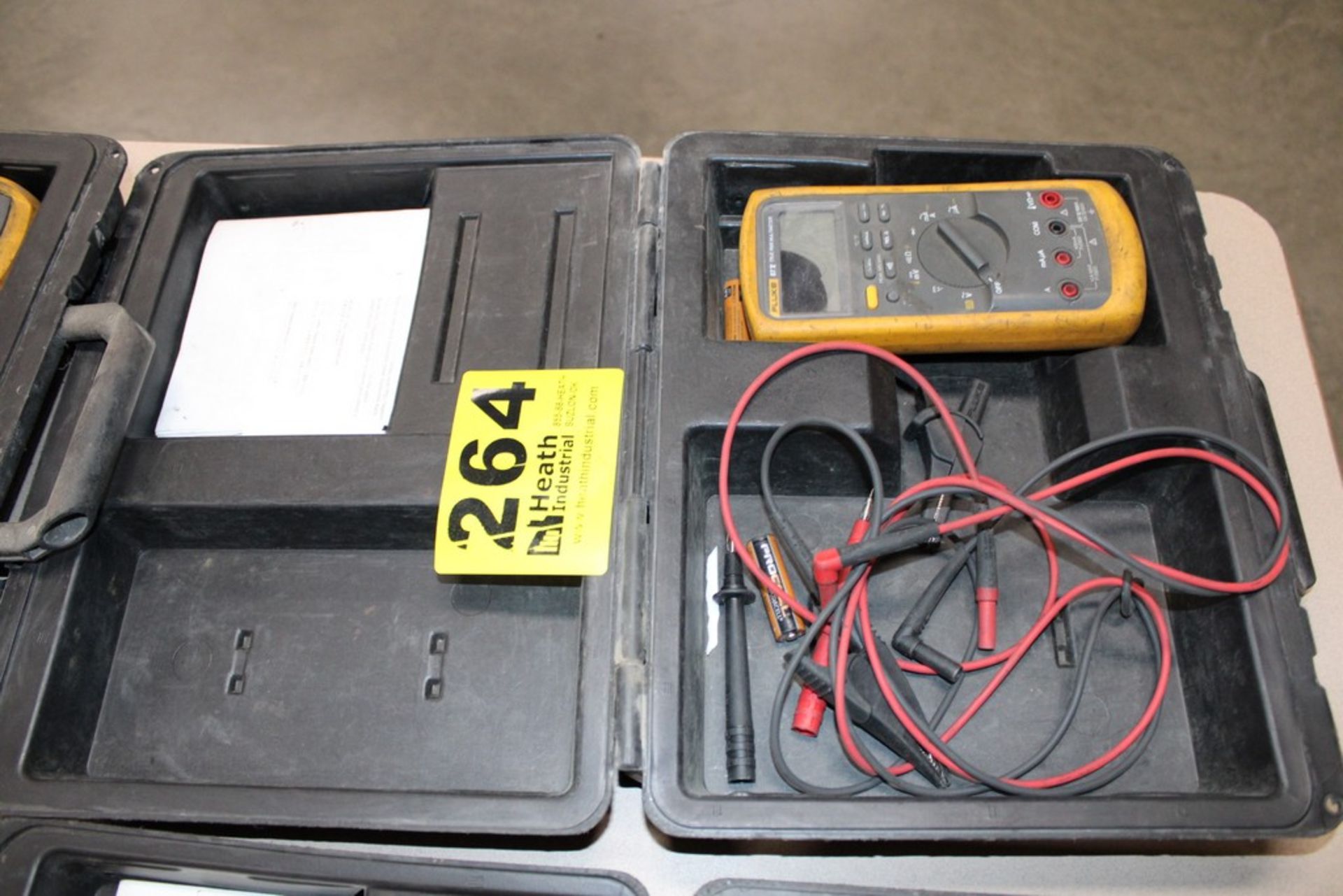 FLUKE MODEL 87 TRUE RMS MULTIMETER WITH CASE