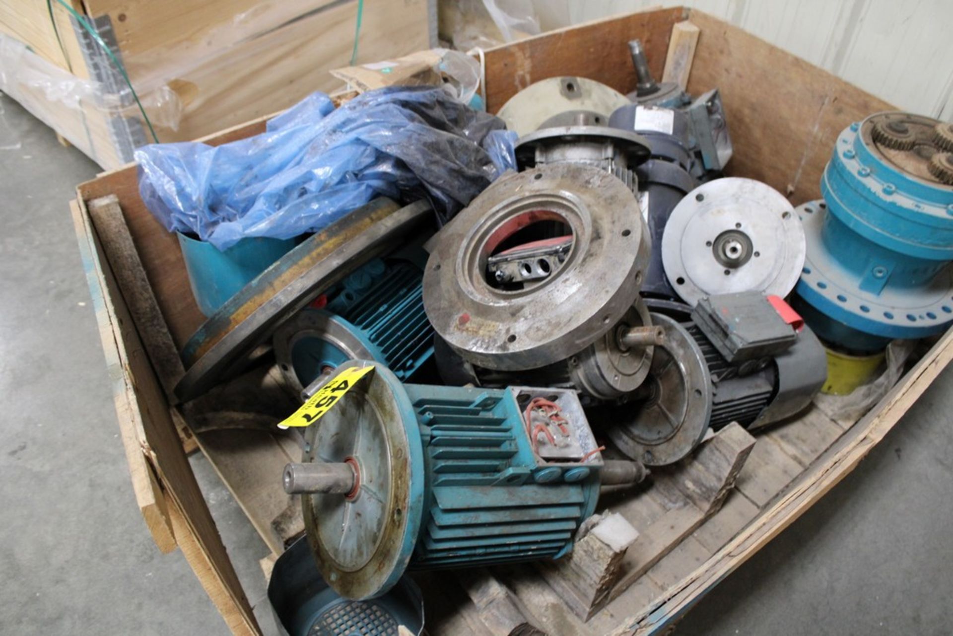 ASSORTED ELECTRIC MOTORS, MISC. ON PALLET - Image 2 of 2