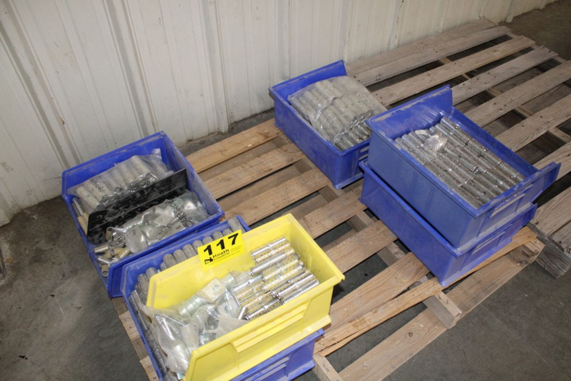 ASSORTED ELECTRICAL LUGS ON PALLET