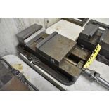 KURT MODEL D675 6" MILL VISE