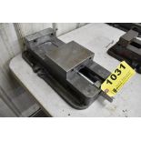 KURT MODEL D675 6" MILL VISE