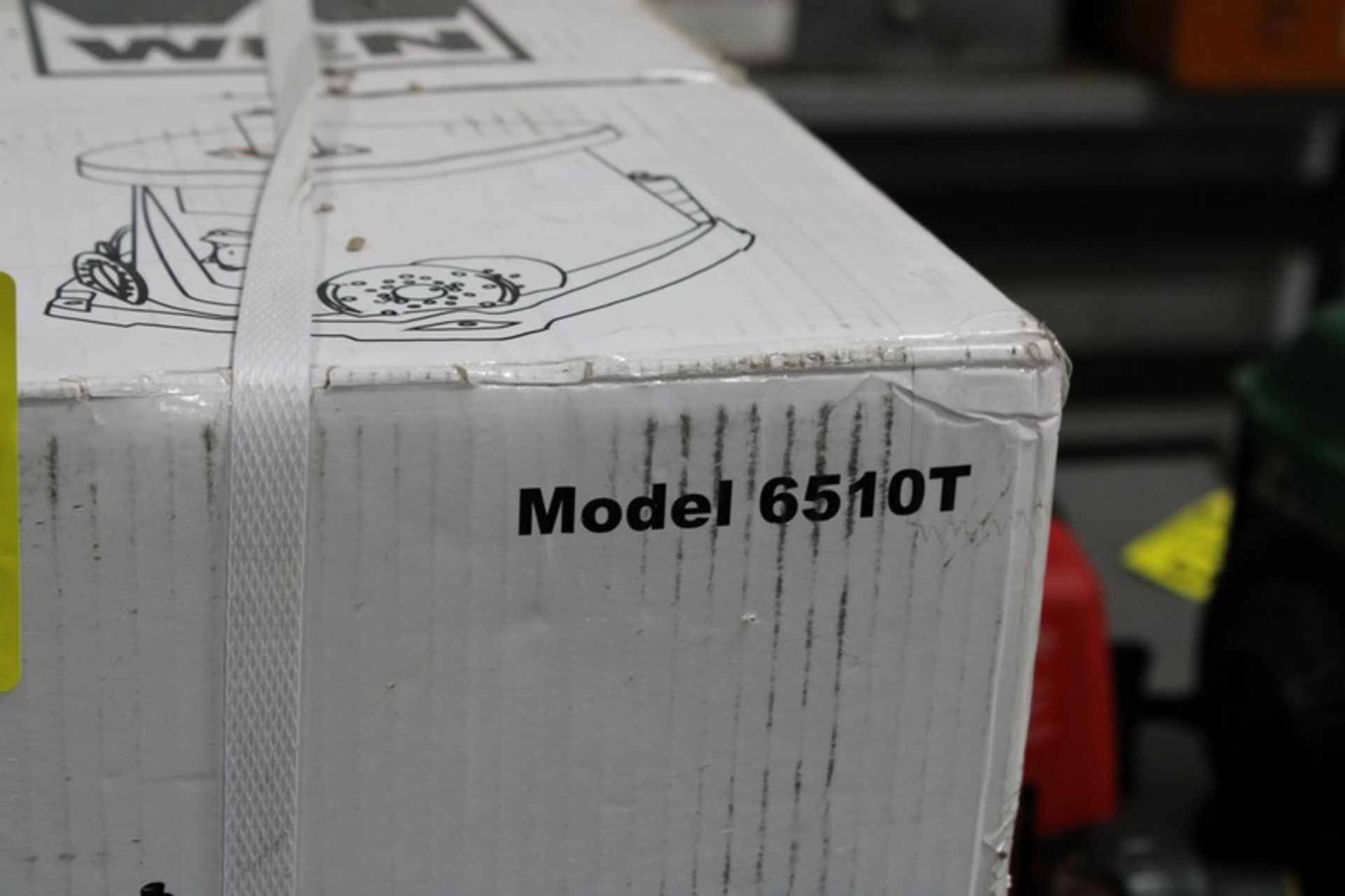 WEN MODEL 6510T OSCILLATING SPINDLE SANDER (NEW IN BOX) - Image 2 of 2