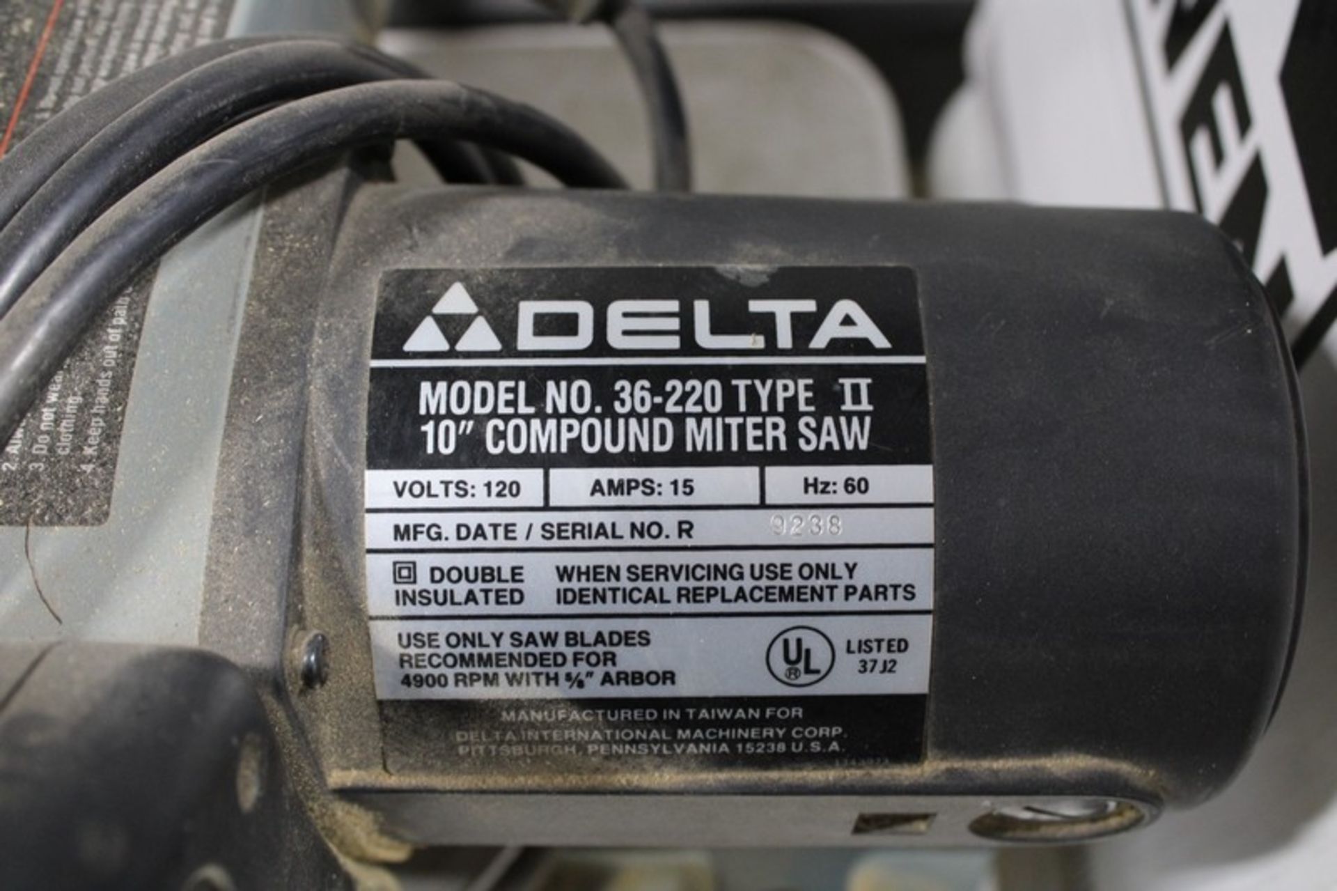 DELTA MODEL 36-220 10" COMPOUND MITRE SAW - Image 2 of 2