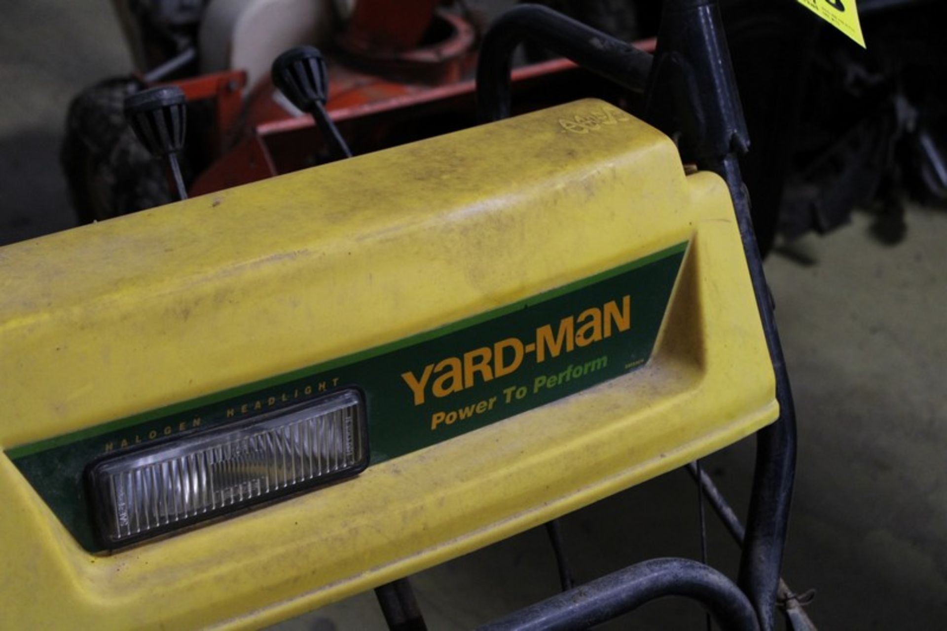 YARDMAN 24" 2 STAGE 7 HP ELECTRIC START GAS POWERED SNOWBLOWER - Image 2 of 5