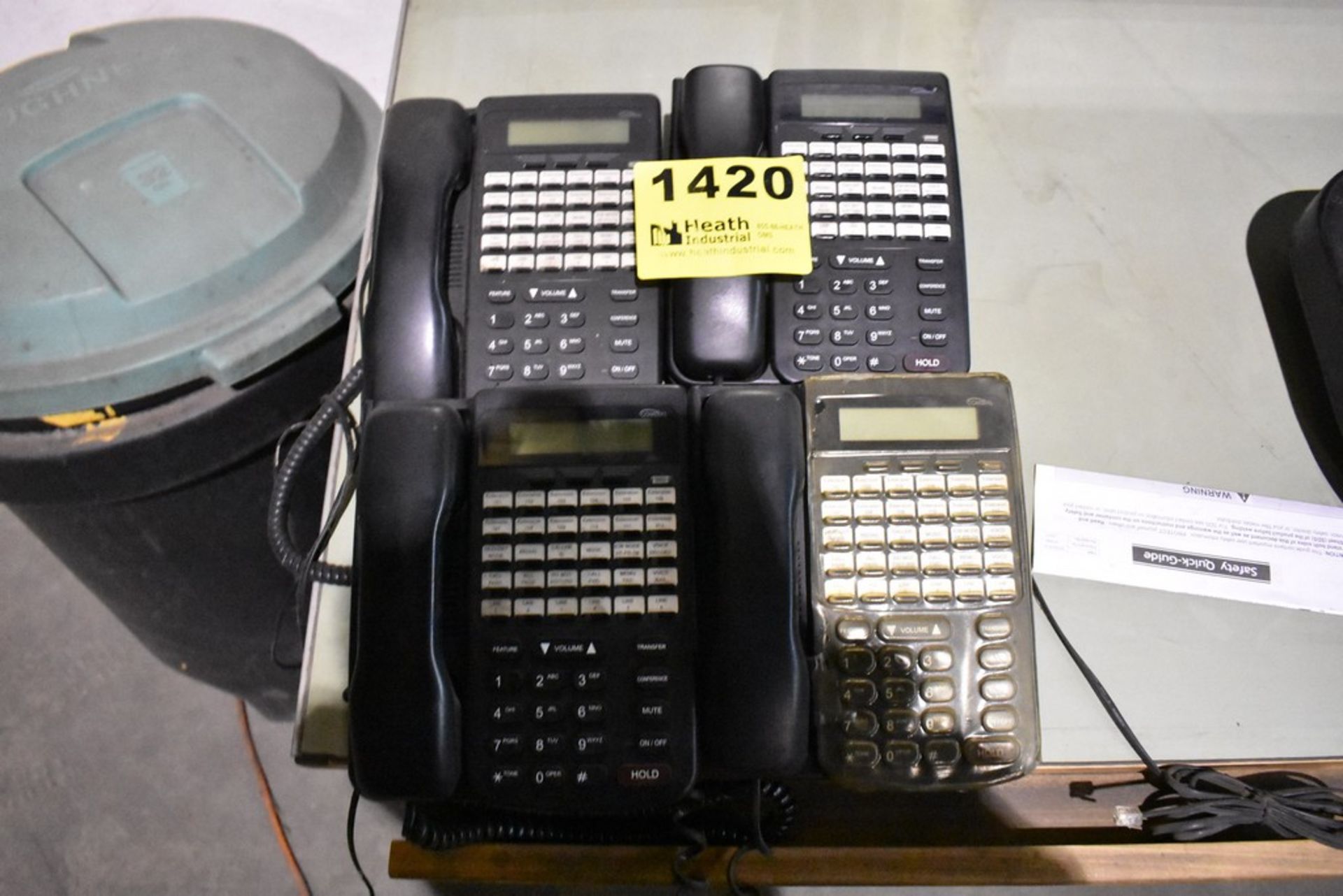 (4) COMDIAL HANDSETS