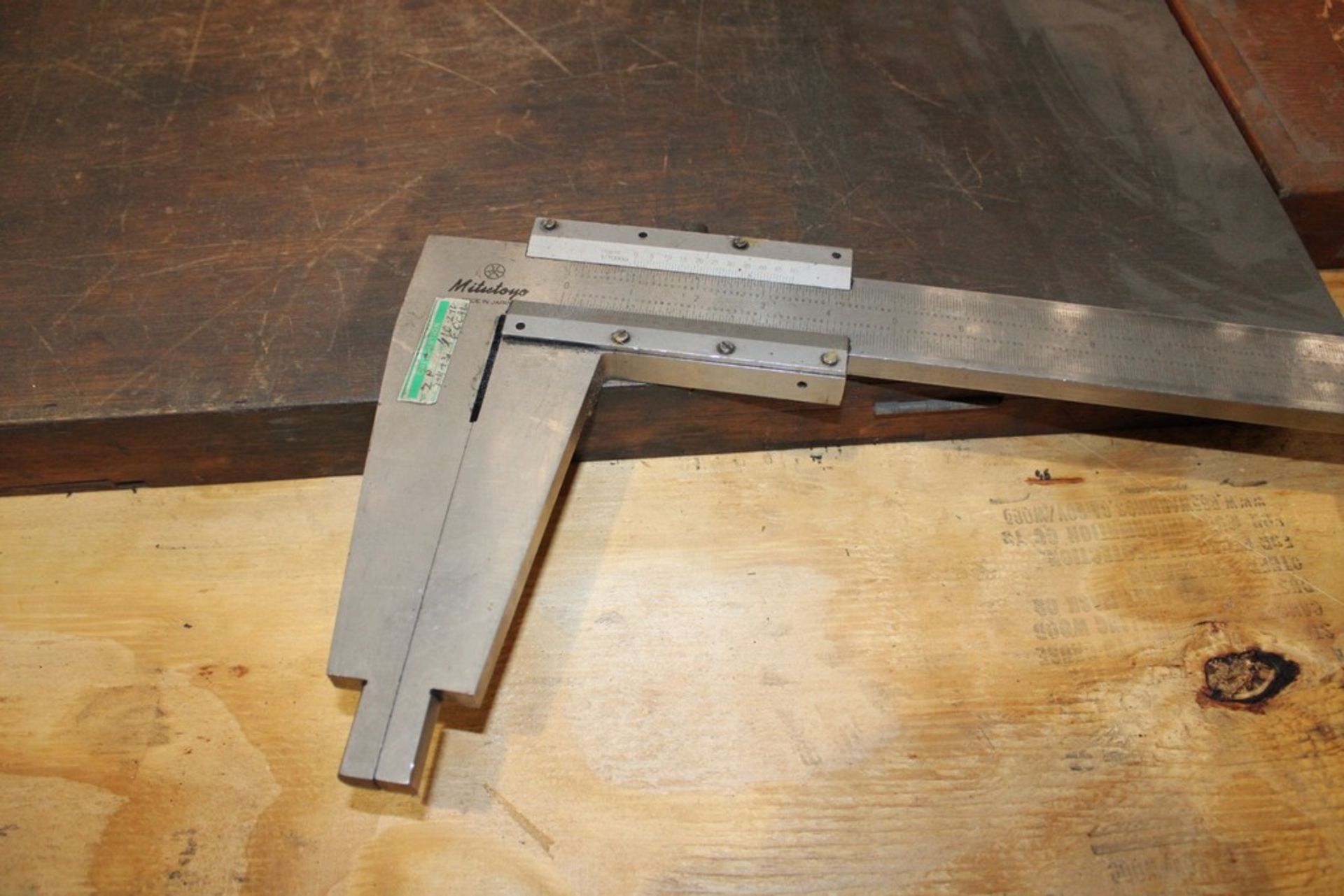 MITUTOYO 60" VERNIER CALIPER - Image 2 of 2