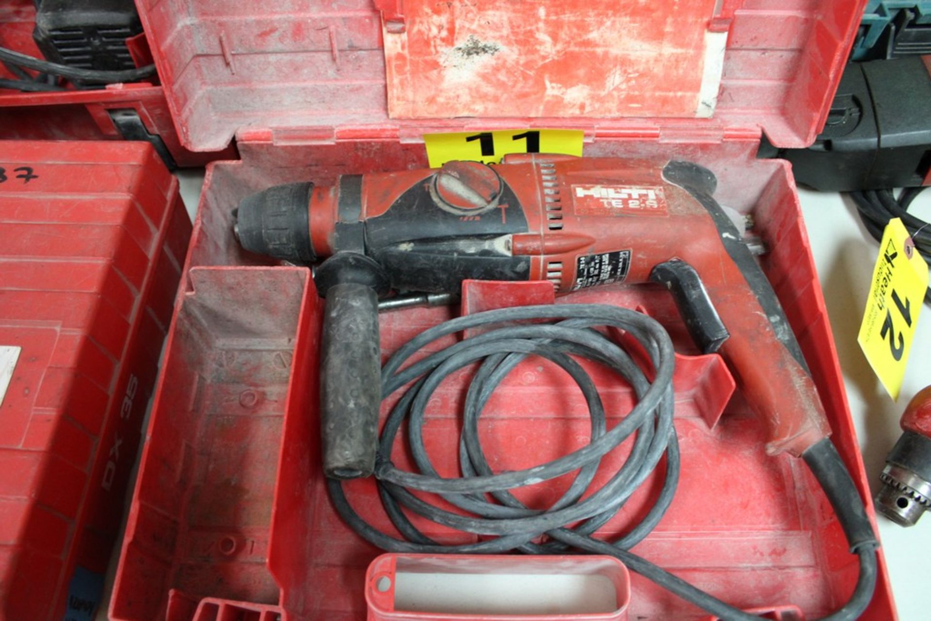 HILTI MODEL TE2-S HAMMER DRILL WITH CASE