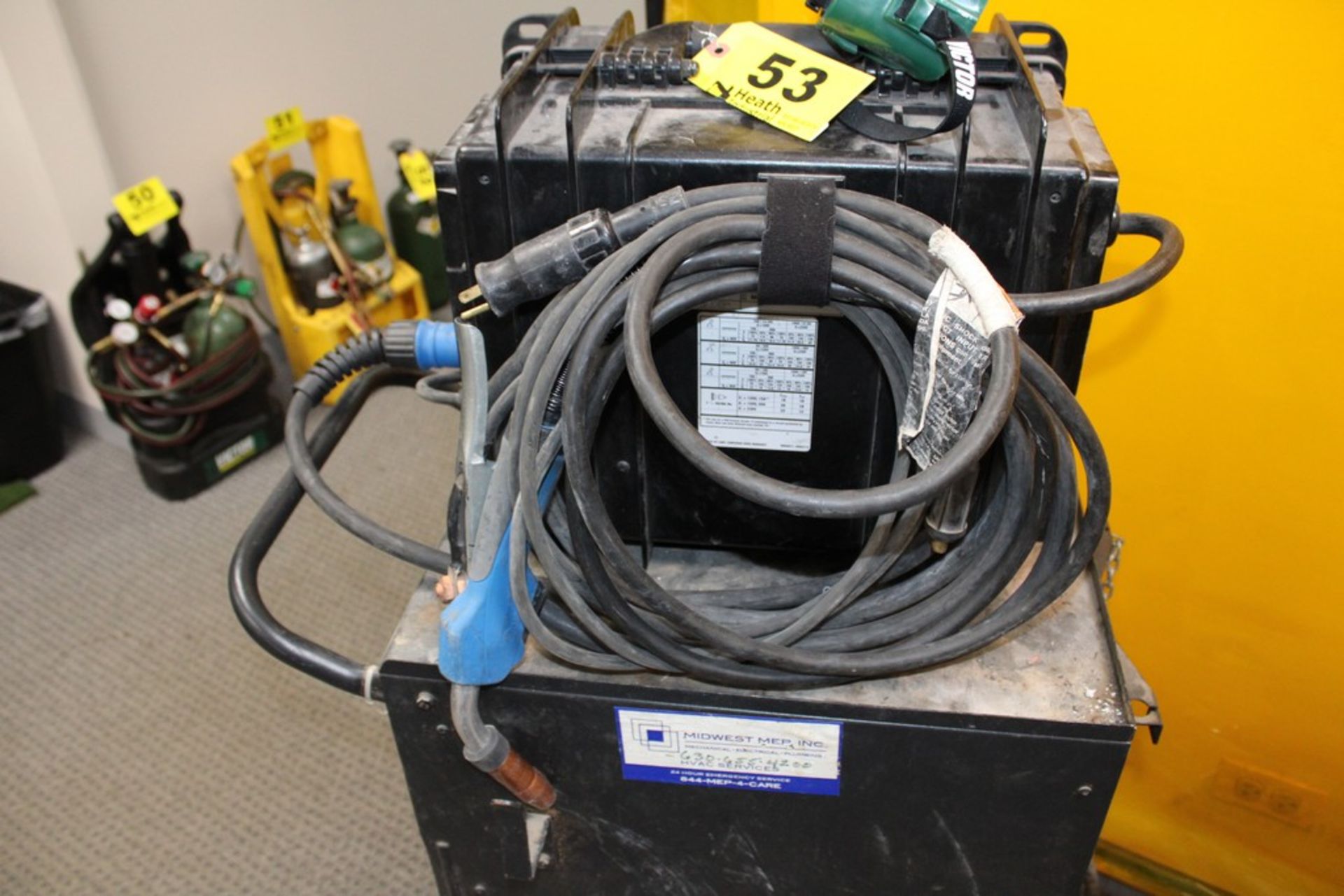 MILLER MODEL MILLERMATIC 200 PORTABLE MIG/TIG WELDER, S/N MH244023N, WITH METAL MAN PORTABLE WELDING - Image 3 of 5