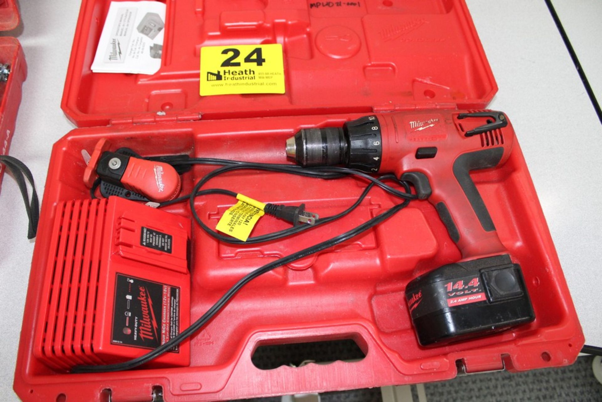 MILWAUKEE MODEL 0615-20 1/2" 14.4V DRILL DRIVER WITH BATTERY, CHARGER, CASE