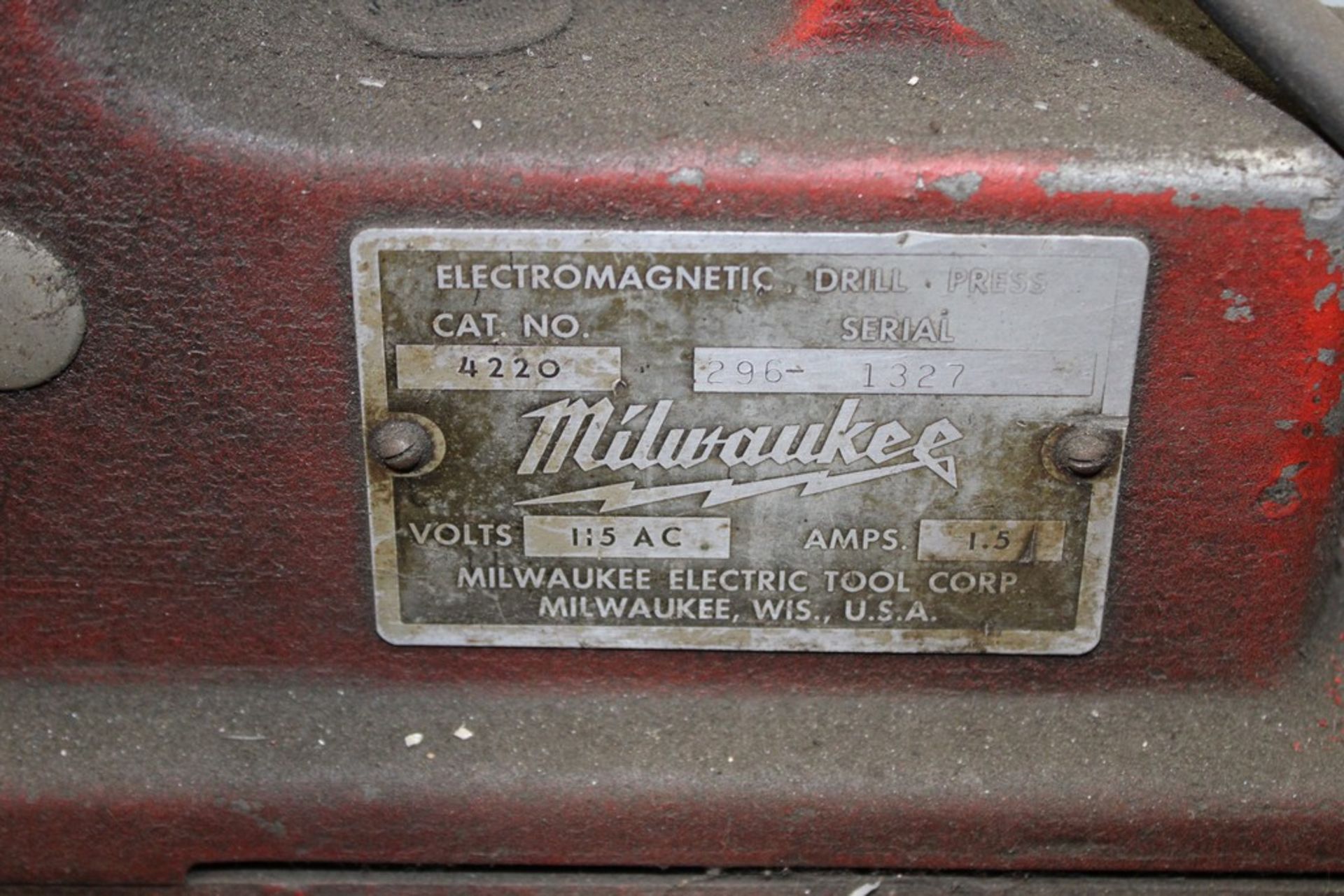 MILWAUKEE NO. 4220 ELECTROMAGNETIC DRILL PRESS - Image 2 of 3
