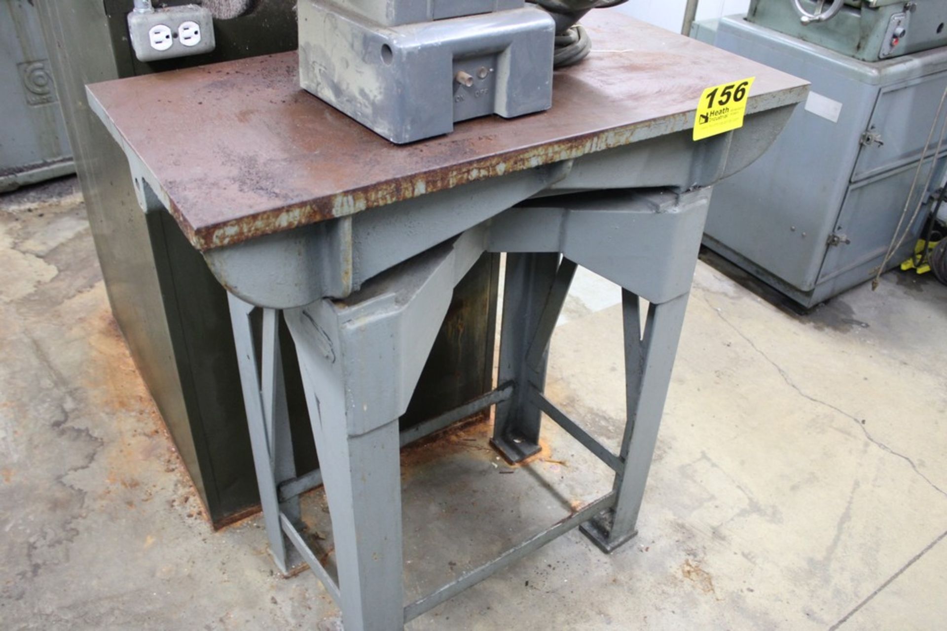 36" X 18" CAST IRON SURFACE PLATE WITH STEEL STAND - Image 2 of 3