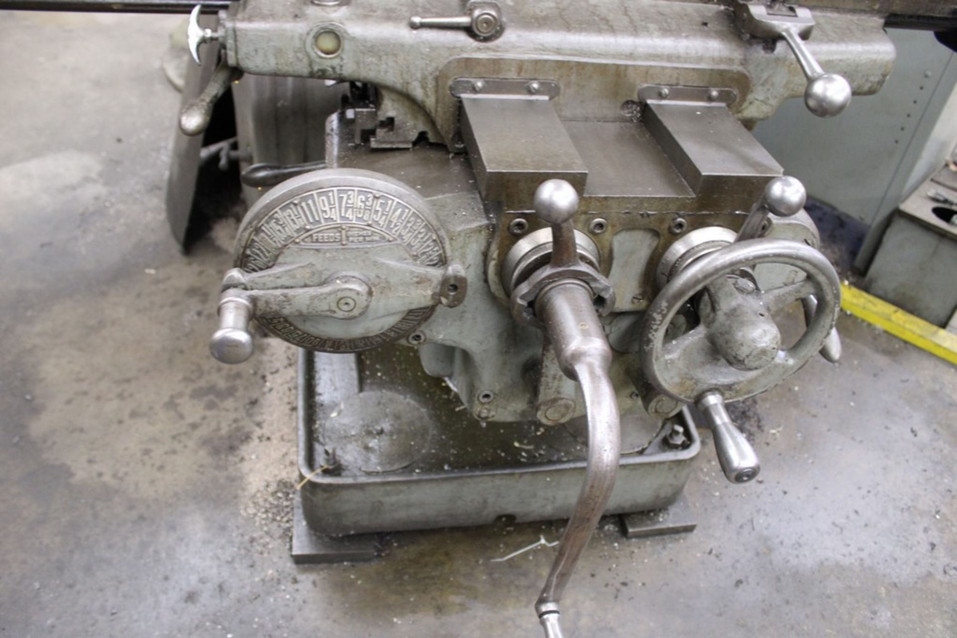 KEARNEY & TRECKER MODEL 10HP-2CK VERTICAL MILL, S/N 3-7763, 1500 RPM SPINDLE, 13-1/2’X58” TABLE - Image 3 of 8