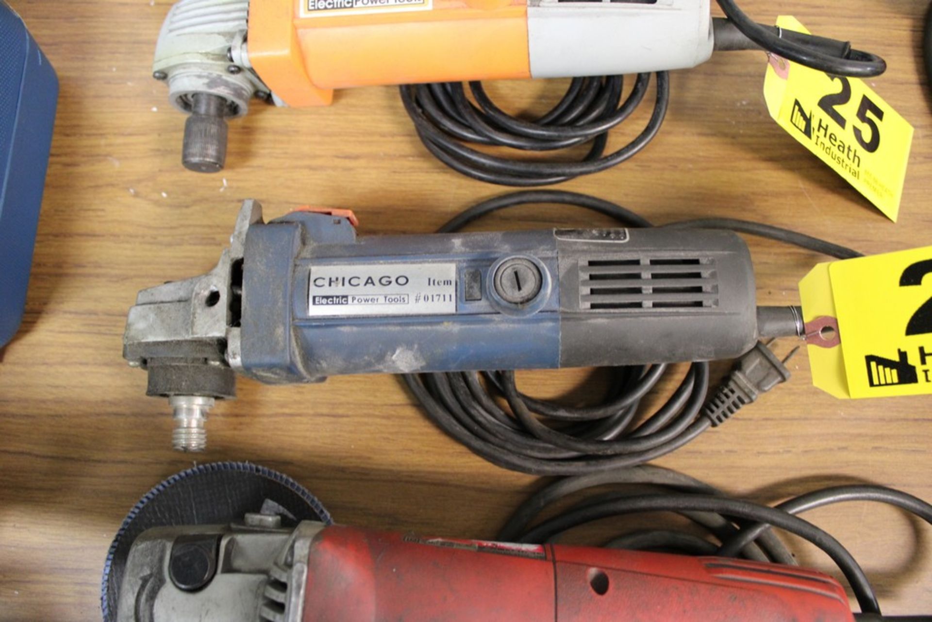 CHICAGO ELECTRIC 4" RIGHT ANGLE GRINDER