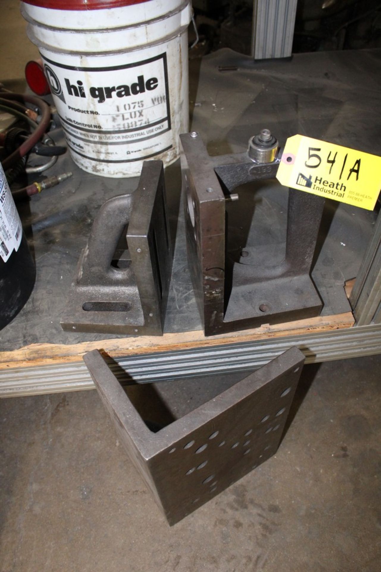 (3) ASSORTED RIGHT ANGLE PLATES