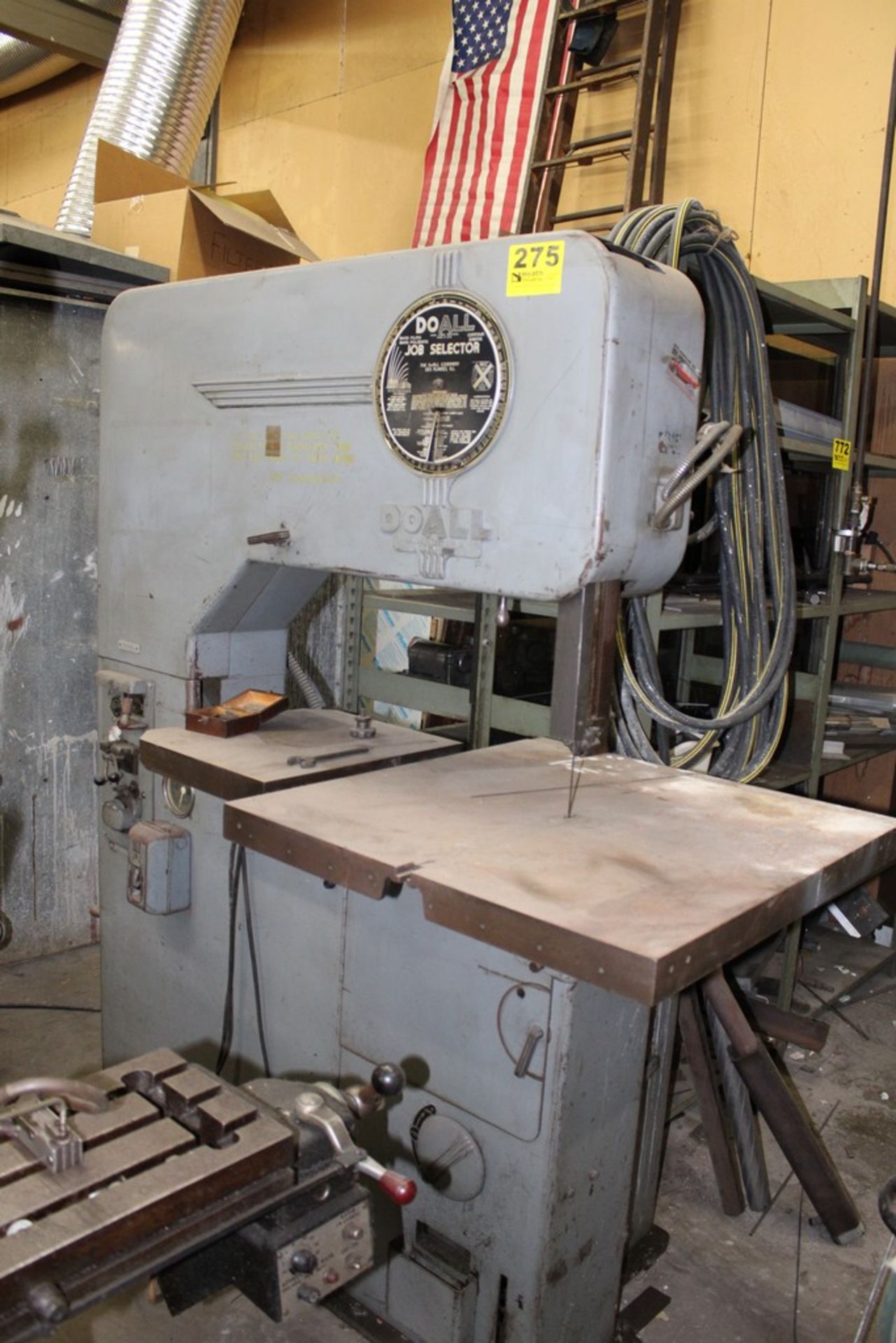 DOALL 36” MODEL V-36 CONTOUR VERTICAL BANDSAW, S/N 36514862, WITH DBW-1A BLADE WELDER