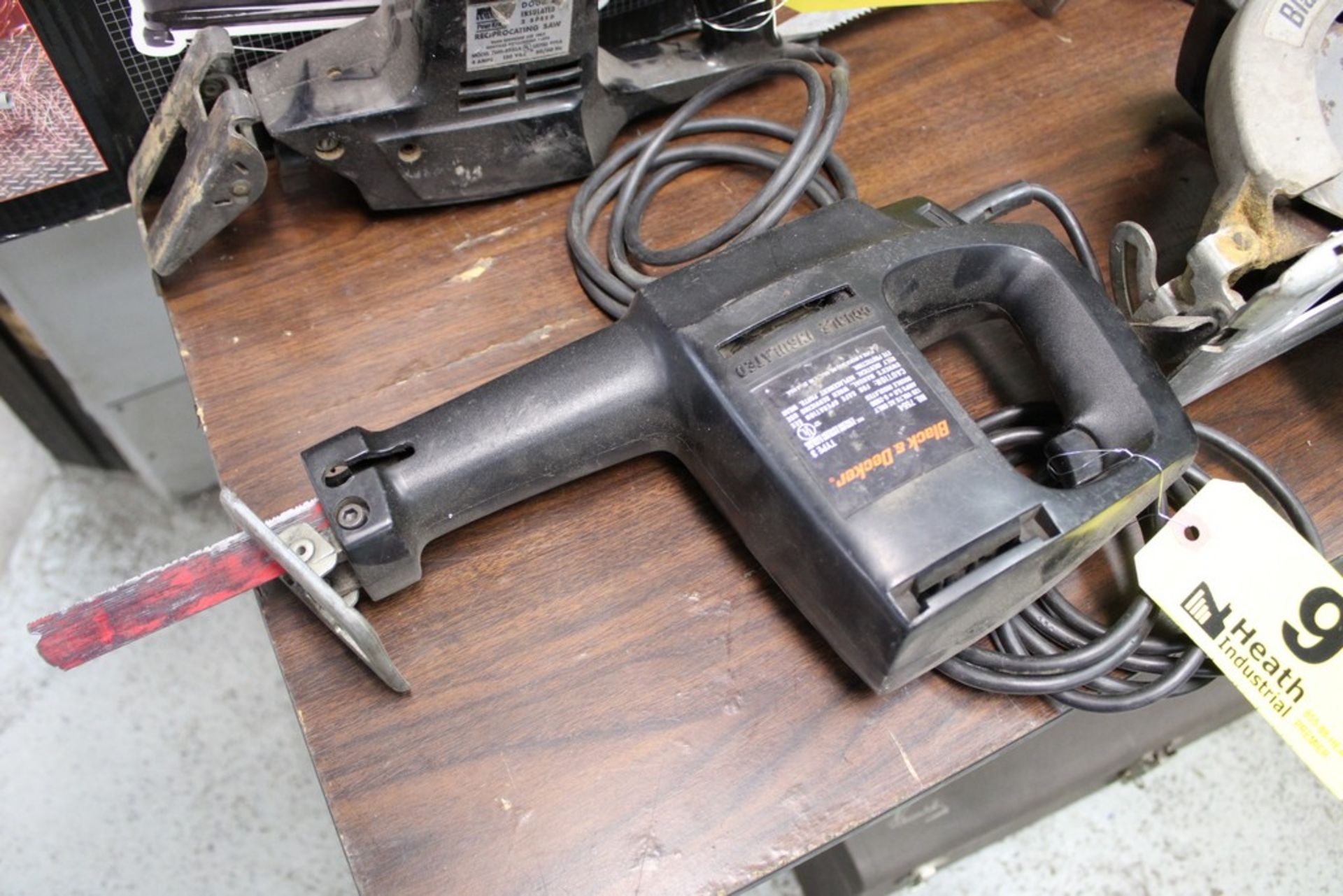 BLACK & DECKER MODEL 7554 SAWZALL