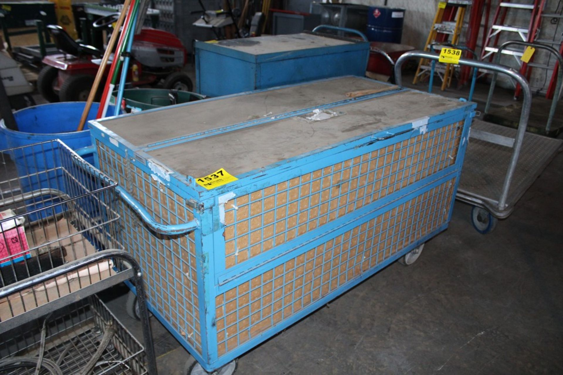 PORTABLE WIRE CRATE, HINGED TOP 30" X 60"