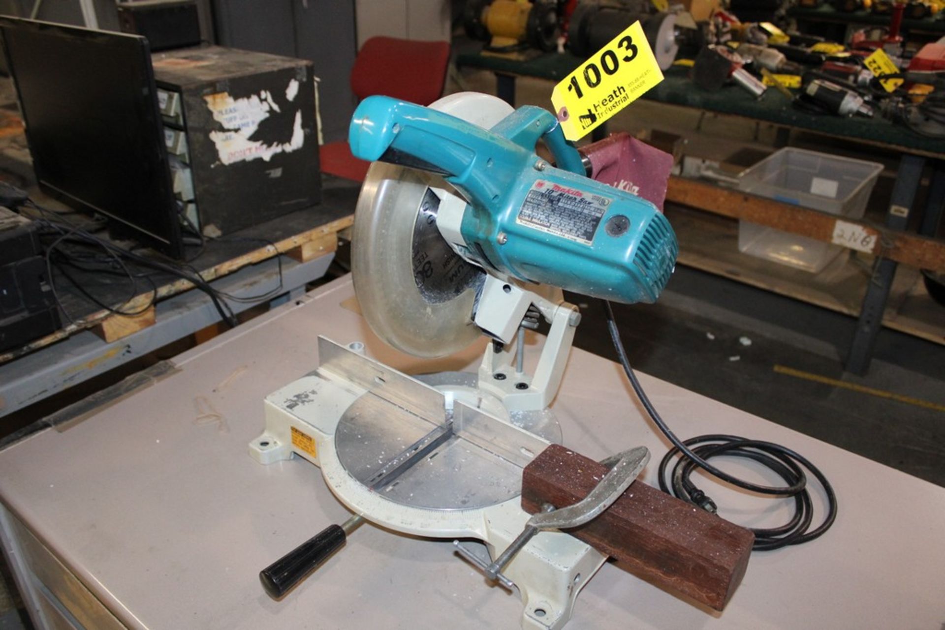 MAKITA MODEL LS1030 10" MITER SAW - Image 2 of 3