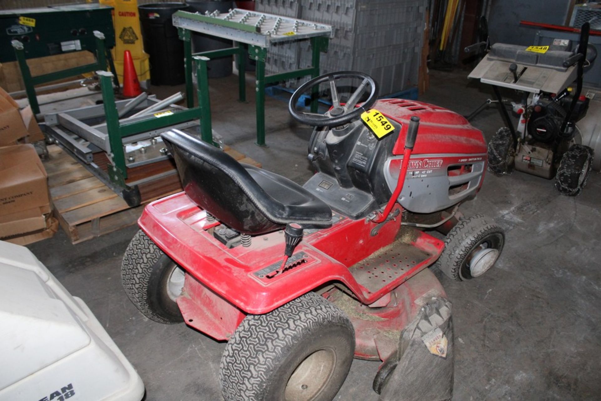 LAWN CHIEF 42" RIDING LAWN MOWER WITH BRIGGS & STRATTON 14.5 HP GAS ENGINE, 7 SPEED, SHIFT ON THE GO