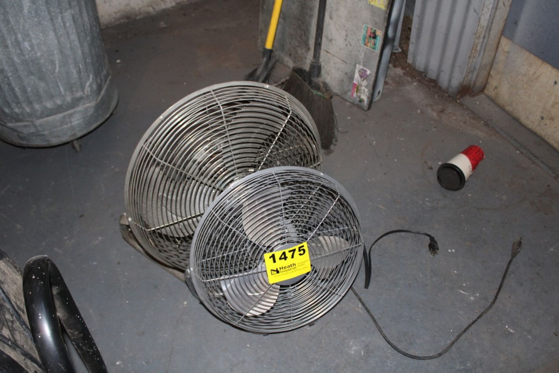 (2) FANS, 15" & 18"