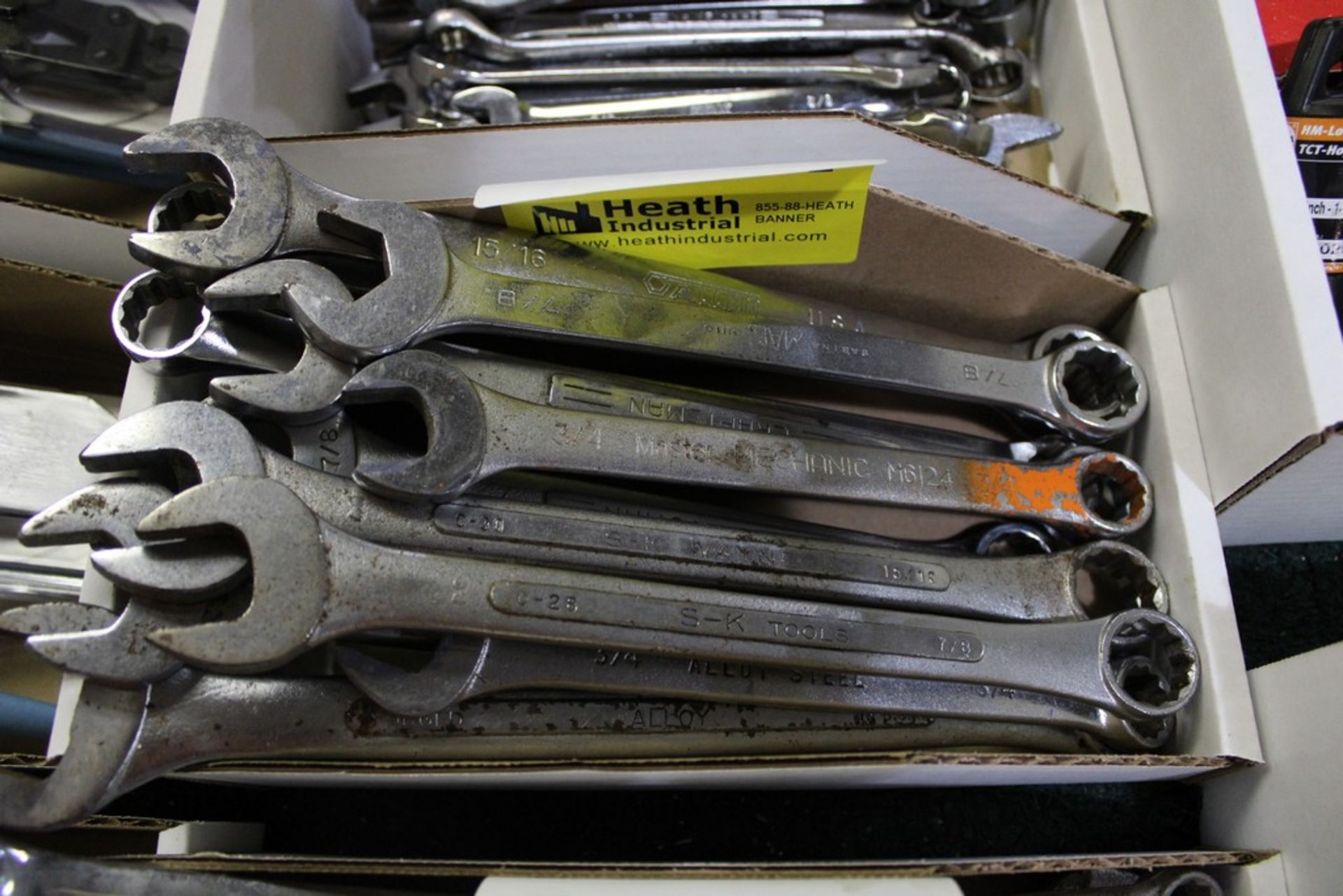 COMBINATION WRENCHES IN BOX