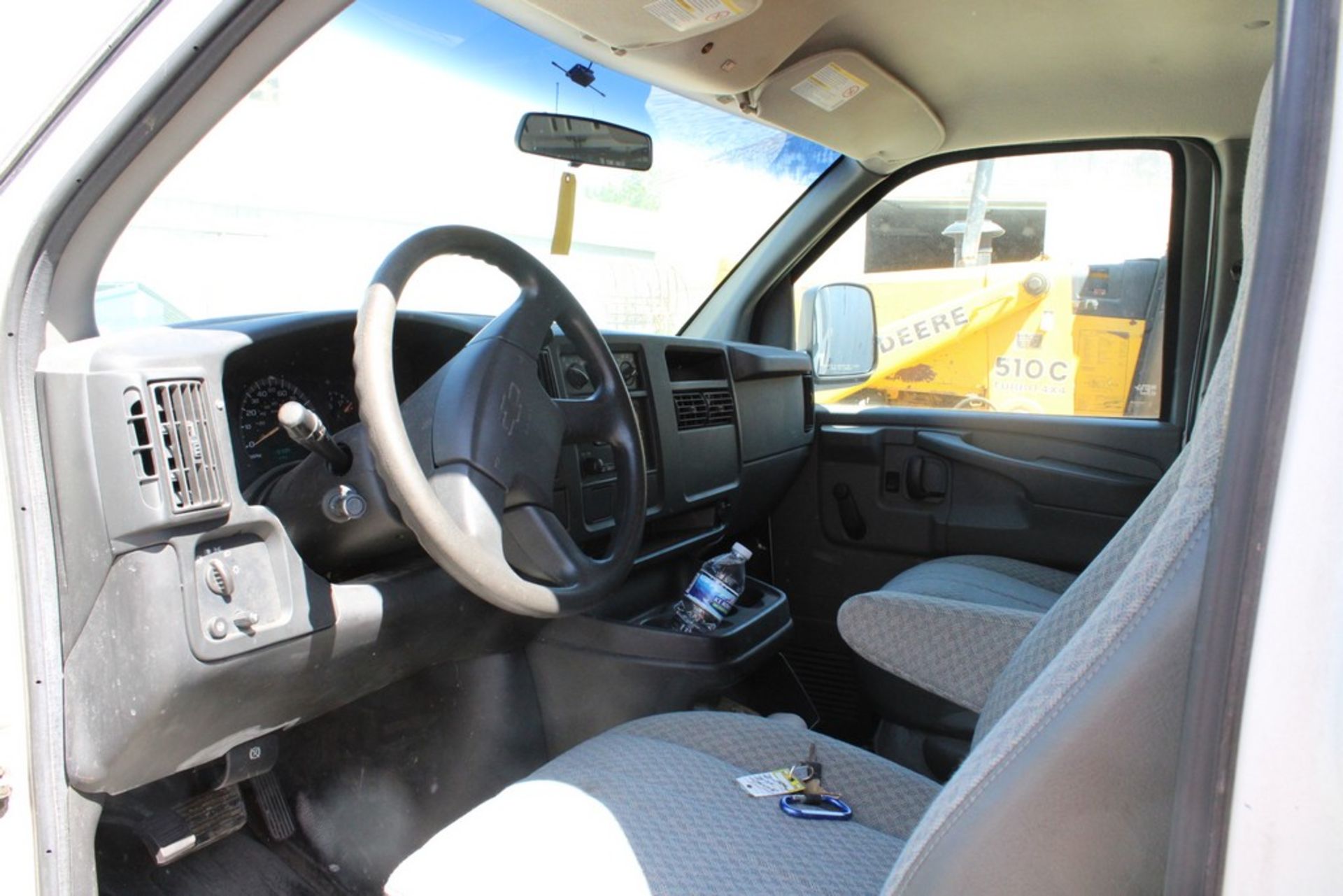 2003 CHEVROLET MODEL 2500 CARGO VAN, VIN: 1GCFG25T131159094, AUTOMATIC TRANSMISSION, APPROX. 167,000 - Image 7 of 10