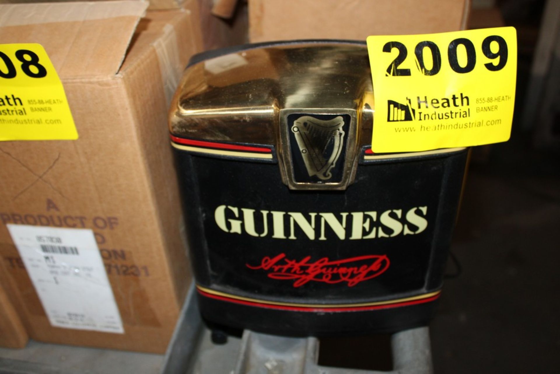 (2) GUINNESS LIGHTED DECOR