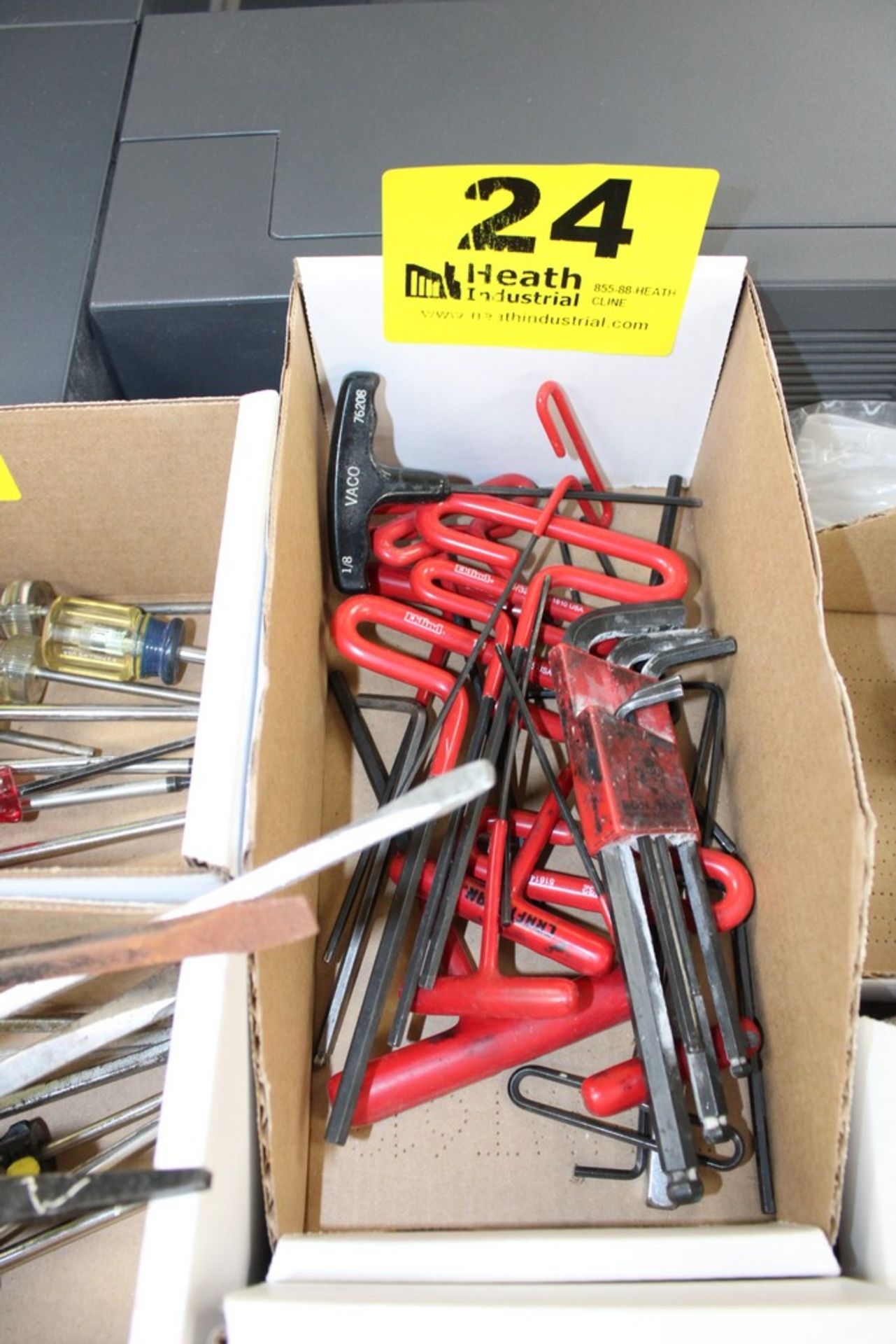 ASSORTED HEX WRENCHES IN BOX