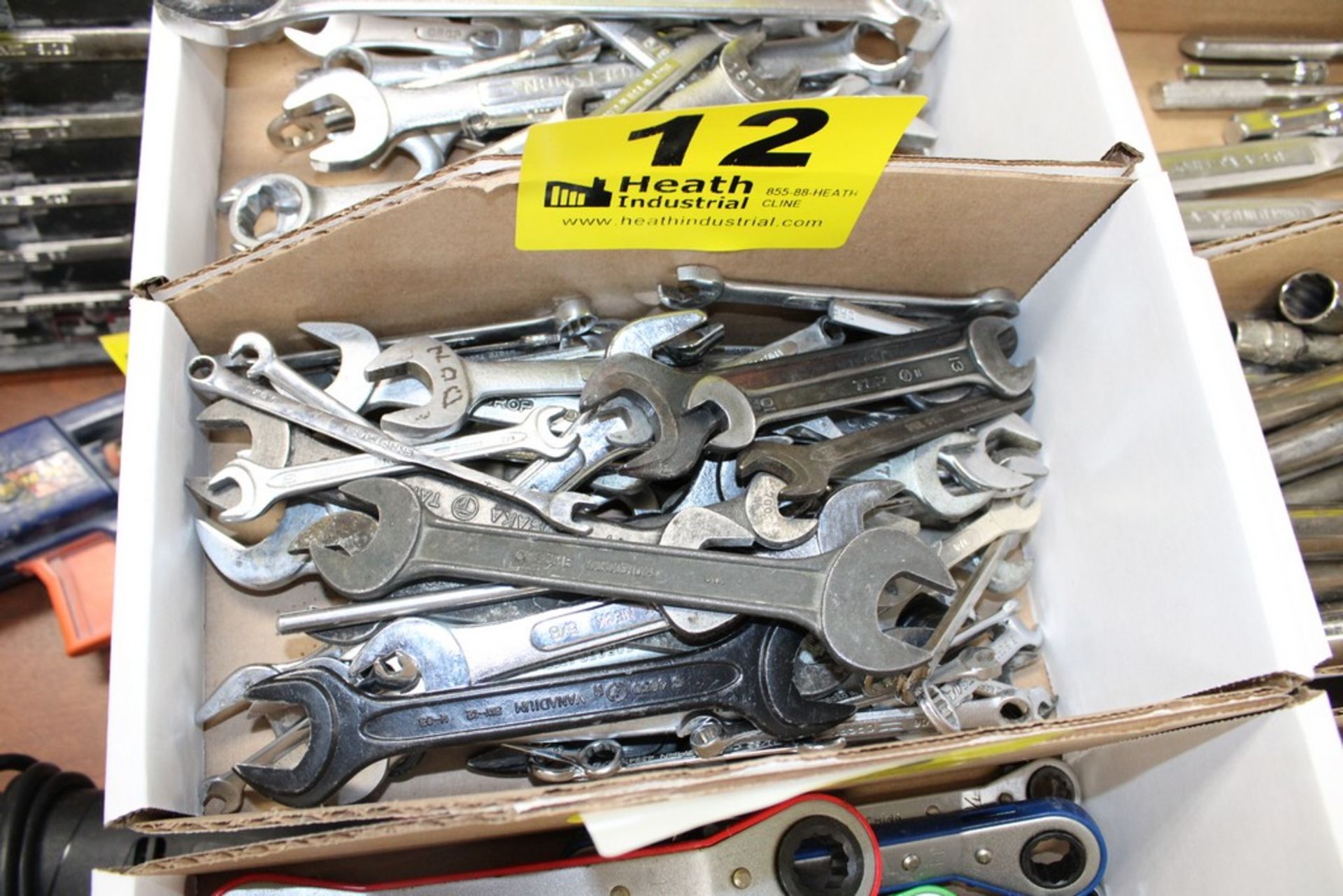 ASSORTED OPEN END WRENCFHES IN BOX