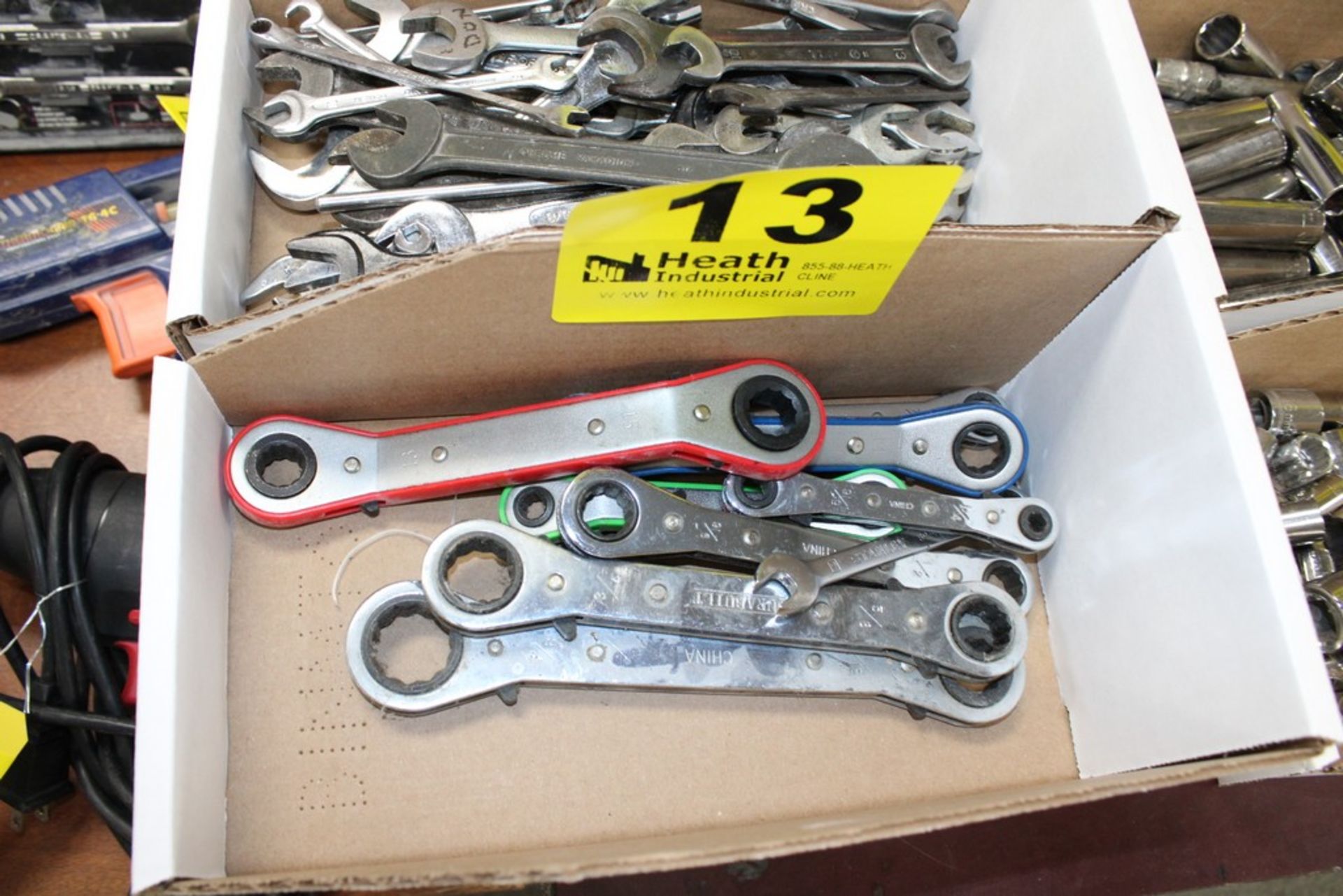 ASSORTED RATCHET WRENCHES IN BOX