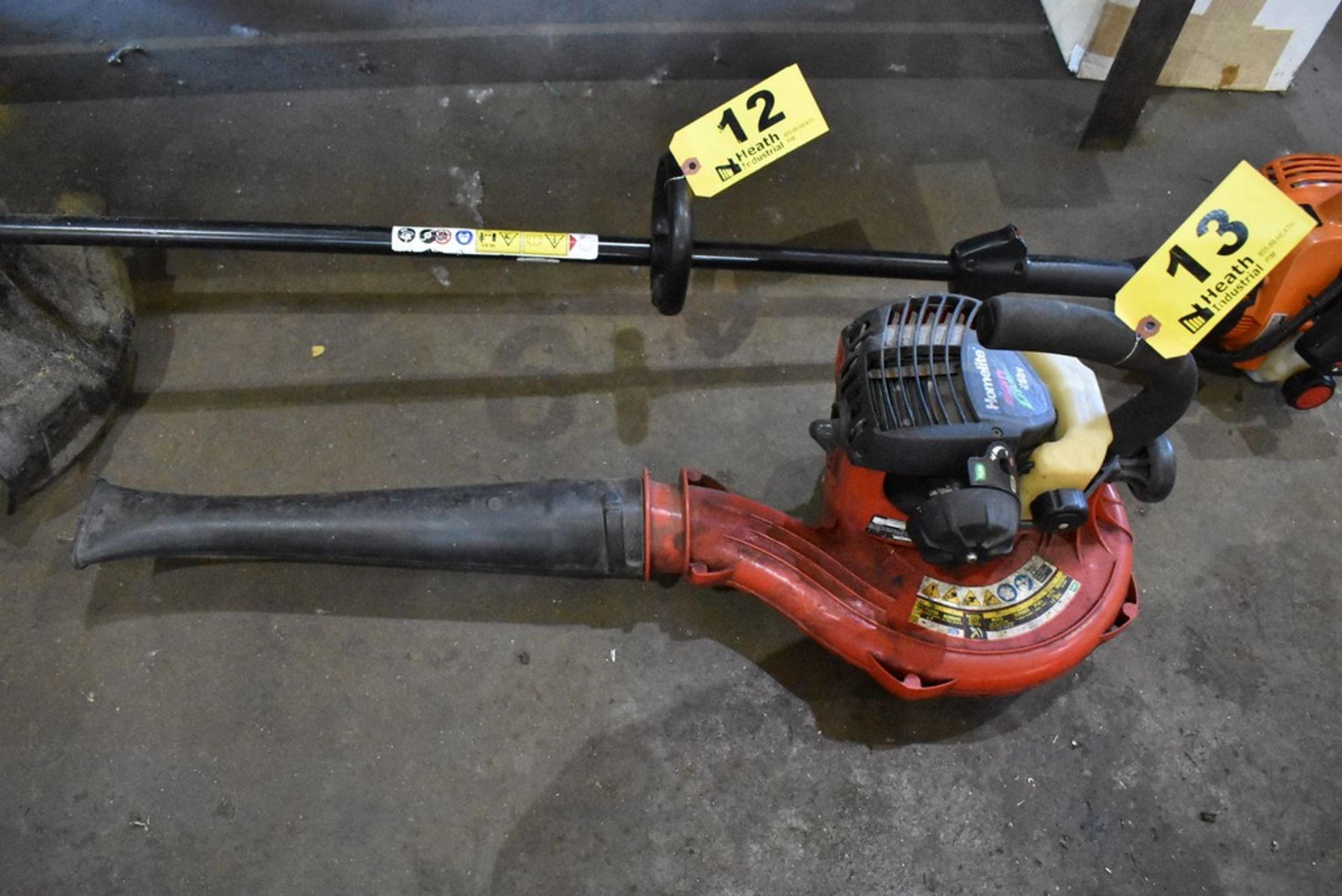 HOMELITE MODEL 26BV GAS POWERED LEAF BLOWER