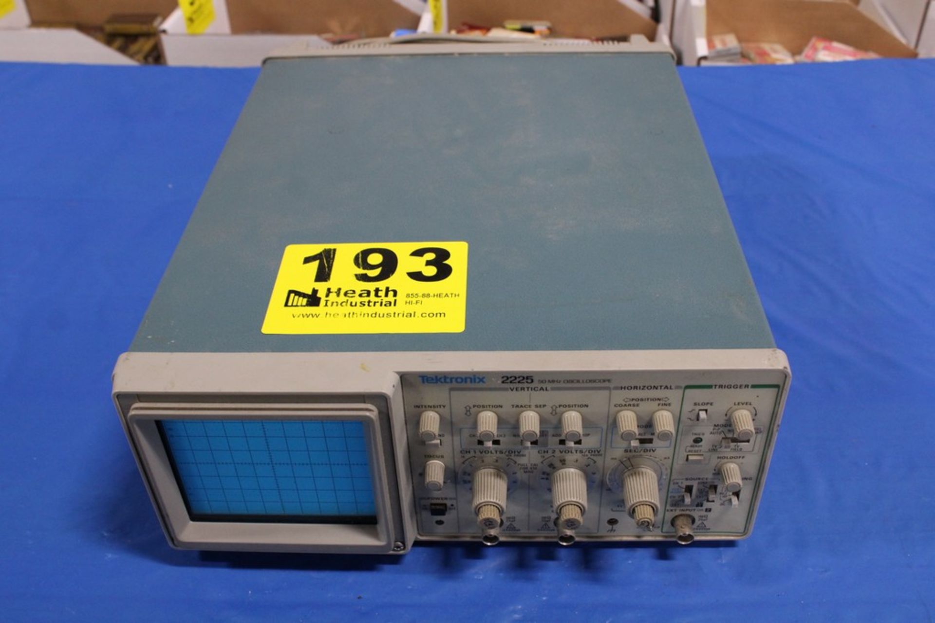 TEKTRONIX TYPE 2225 50MHZ OSCILLOSCOPE