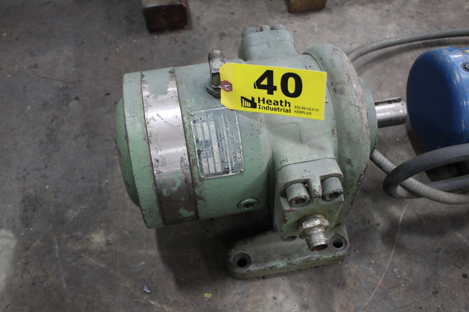 DENISON MODEL PA-152-570-RF 1800 RPM HYDRAULIC PUMP