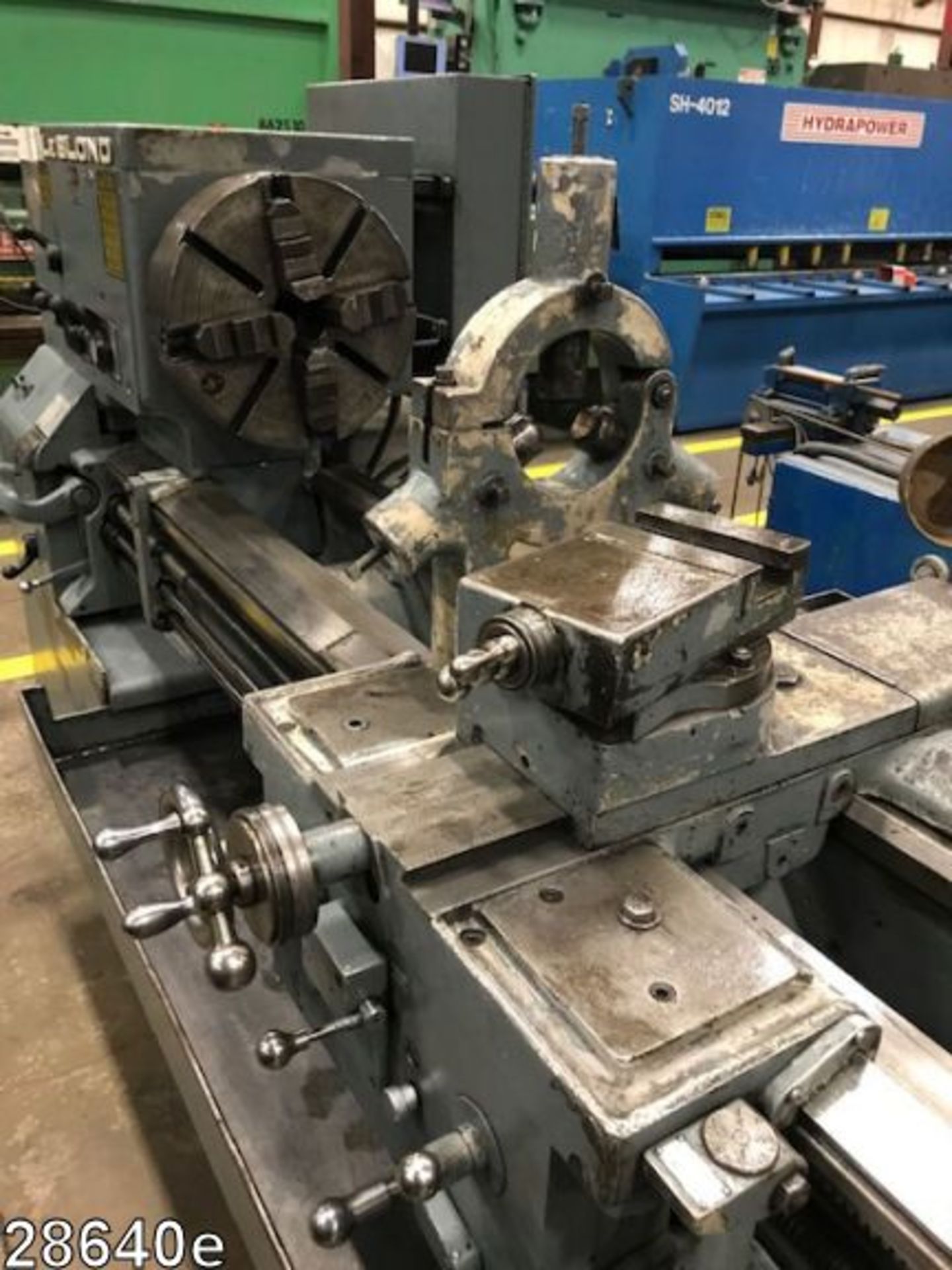 LEBLOND 24" X 144" ENGINE LATHE S/N 5H-854 - Image 6 of 8