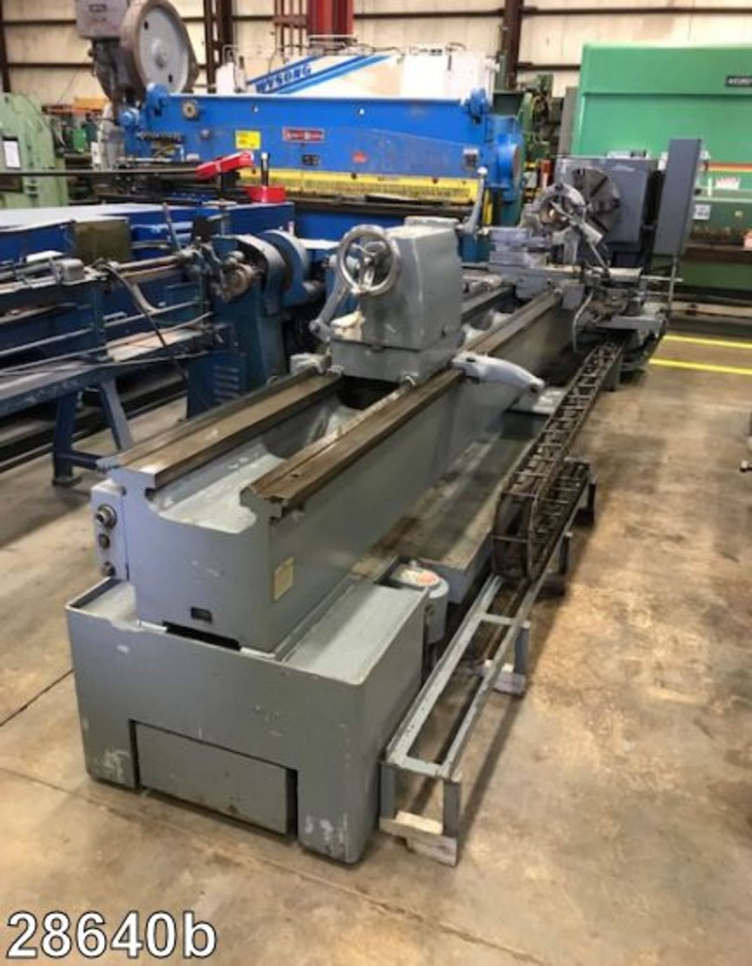 LEBLOND 24" X 144" ENGINE LATHE S/N 5H-854 - Image 3 of 8