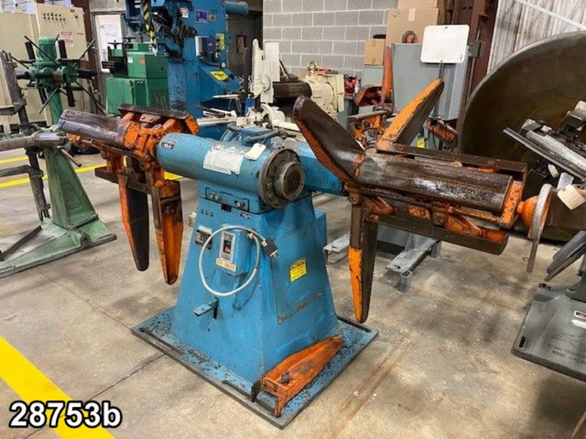 COOPER WEYMOUTH MODEL 2500-12 2500 LB. DOUBLE END COIL REEL S/N 2122 - Image 2 of 3