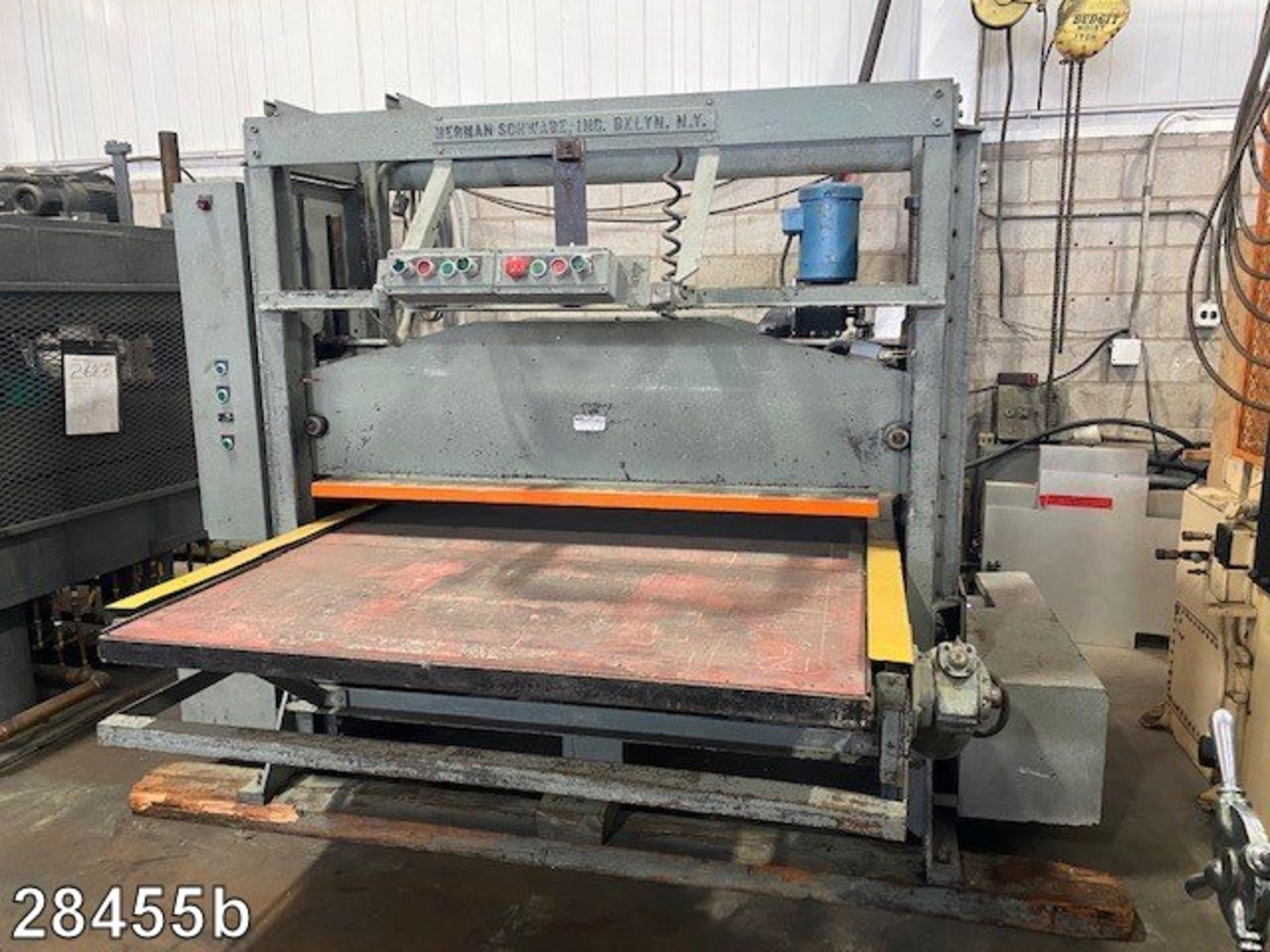 SCHWABE MODEL MST 40 TON (APPROX) DIE CUTTING PRESS WITH SHUTTLE TABLE S/N 70340 - Image 2 of 2