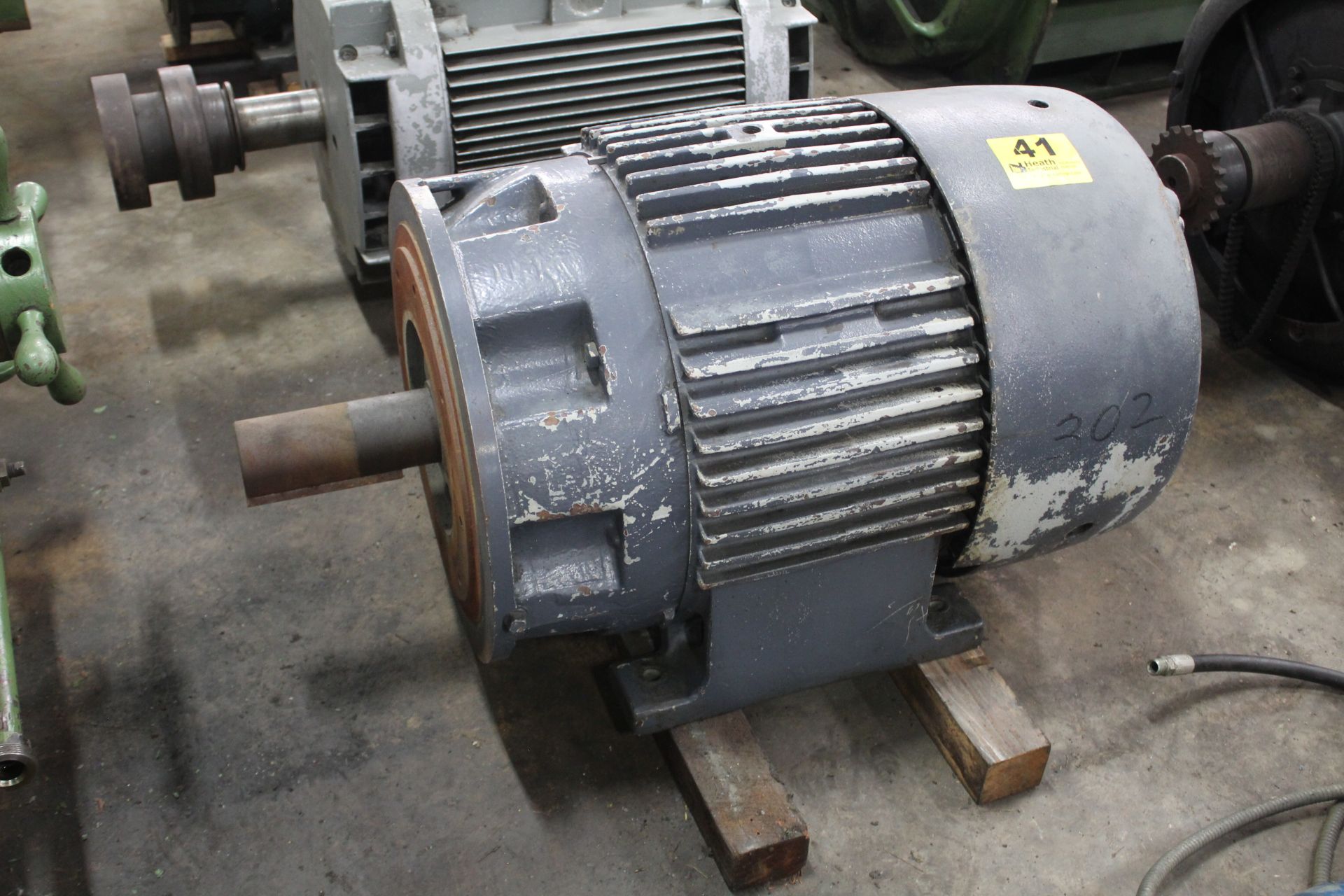 GENERAL ELECTRIC MODEL 5K444YK333 100 HP 1180 RPM INDUCTION MOTOR, 230/460V 3 PHASE