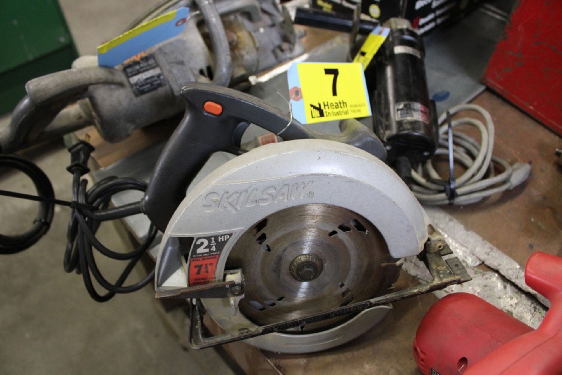 SKILSAW MODEL 5250 7-1/4" CIRCULAR SAW