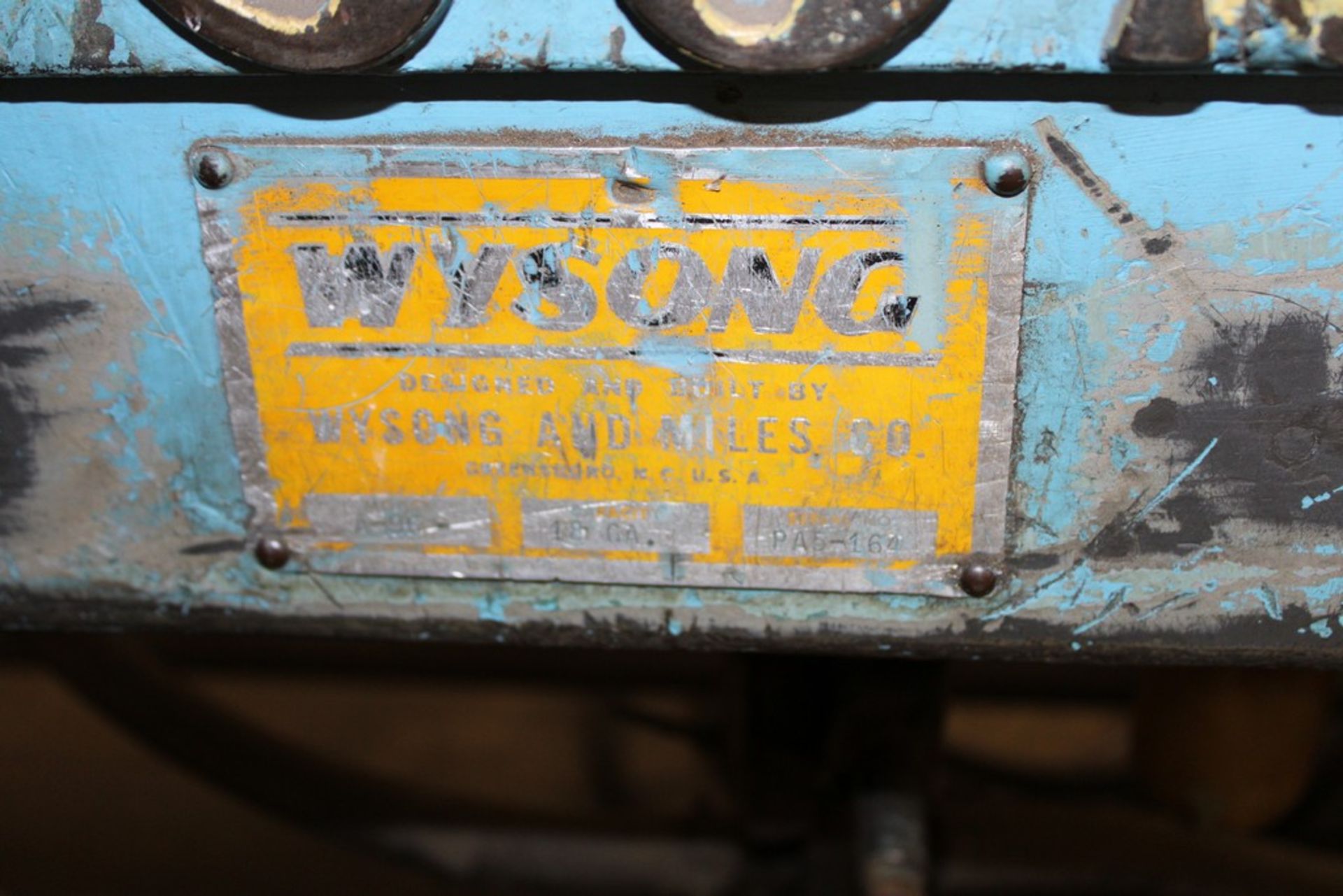 WYSONG MODEL A96 18GA. 8FT PNEUMATIC SHEAR, S/N PA5-164, WITH BACK GAUGE, FOOT PEDAL CONTROL - Image 3 of 6