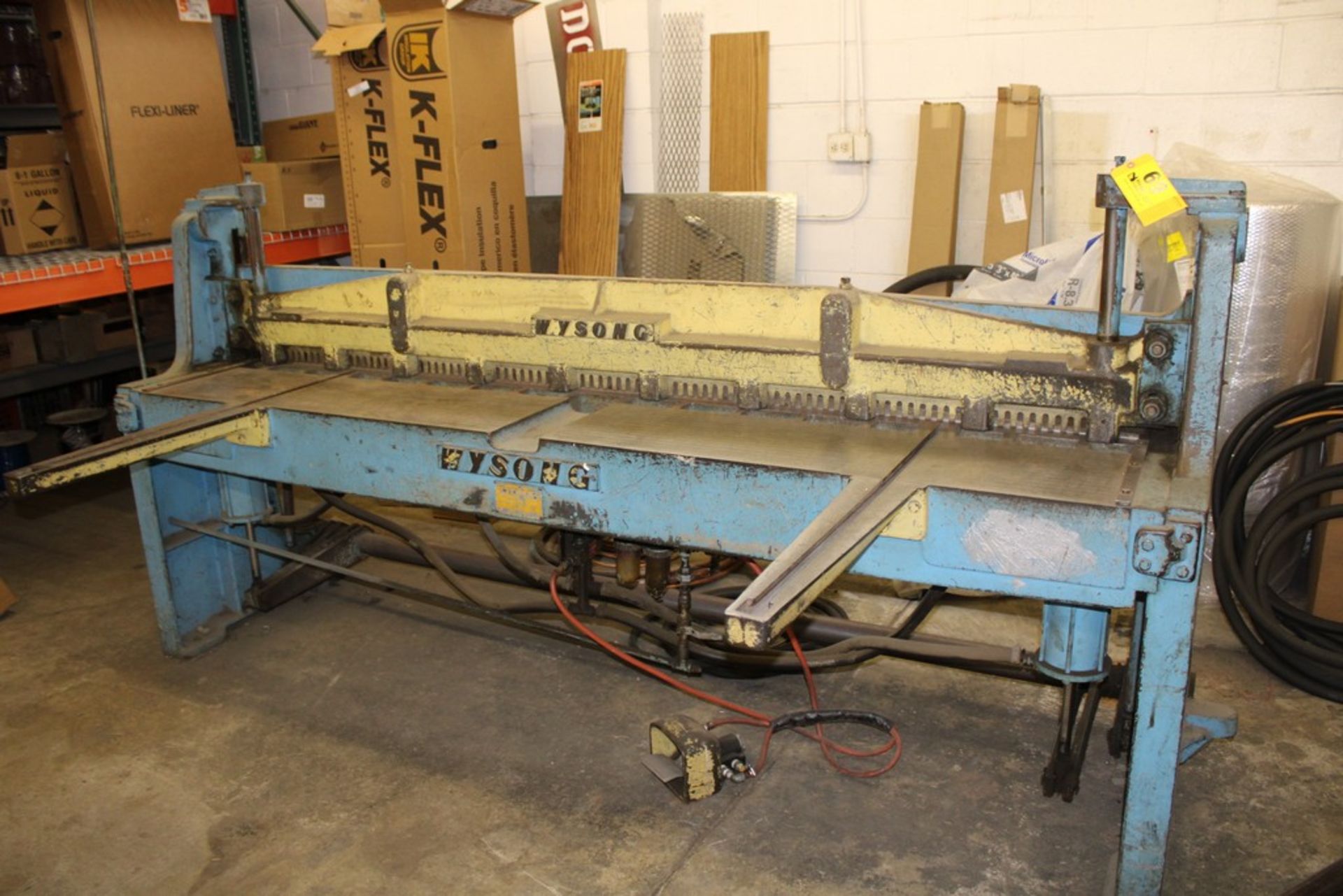 WYSONG MODEL A96 18GA. 8FT PNEUMATIC SHEAR, S/N PA5-164, WITH BACK GAUGE, FOOT PEDAL CONTROL