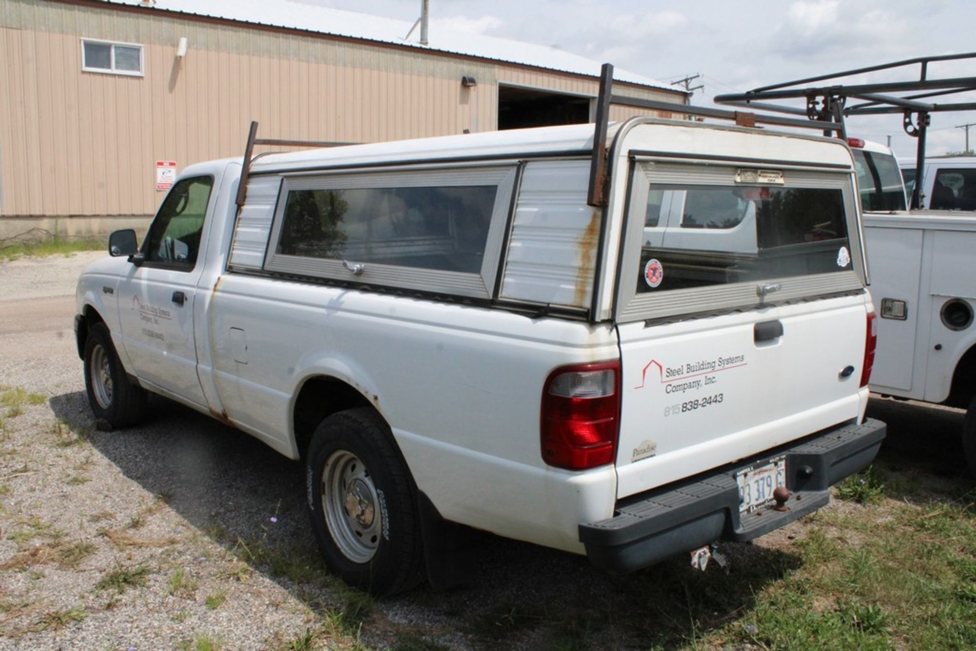 2004 FORD RANGER XLT, REGULAR CAB, 3.0L V6, 2WD, AUTO., VIN 1FTYR10U44PB30300, 132,852 MILES SHOWN - Image 3 of 5