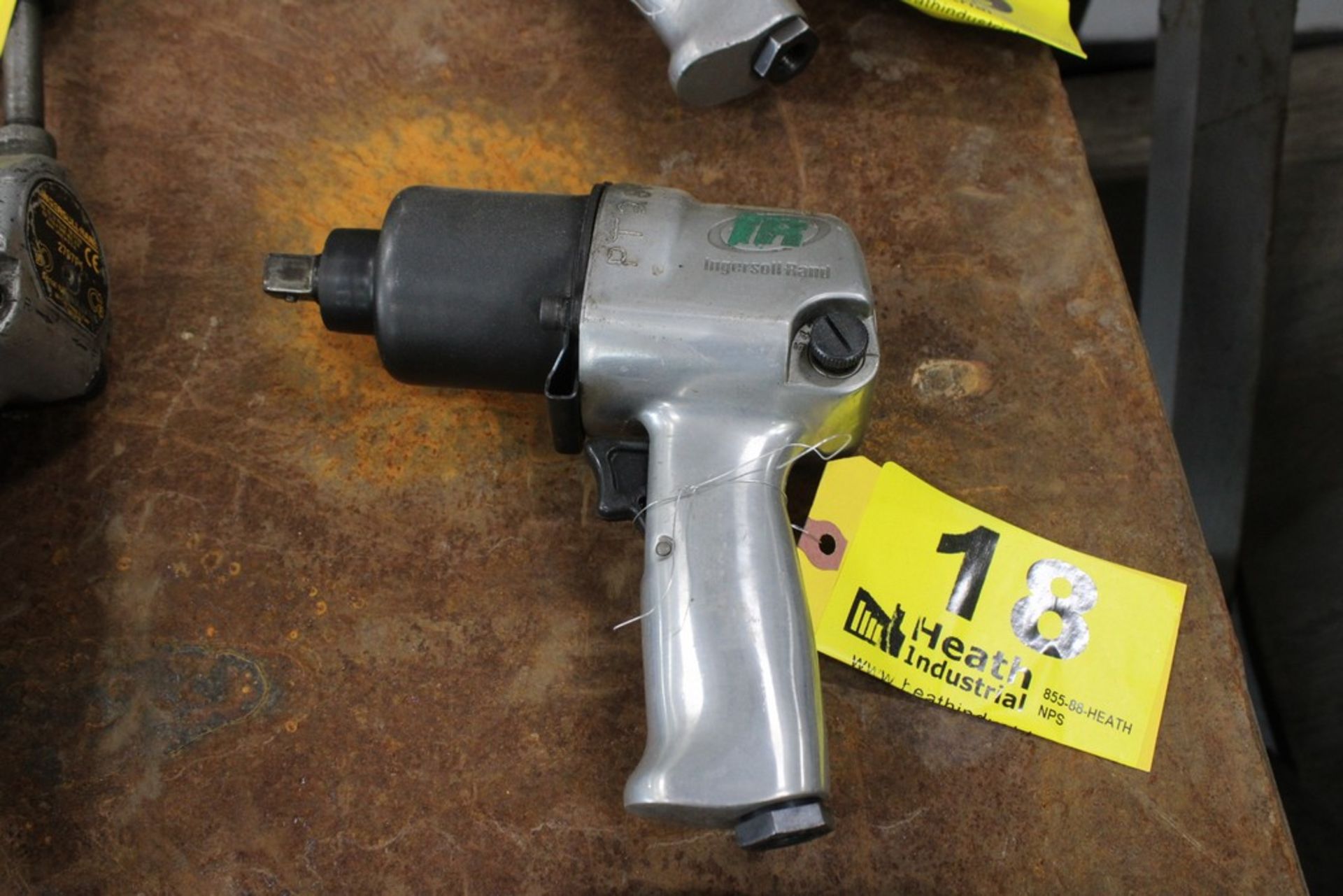 INGERSOLL RAND NO. 2707P1 1/2" PNEUMATIC IMPACT WRENCH