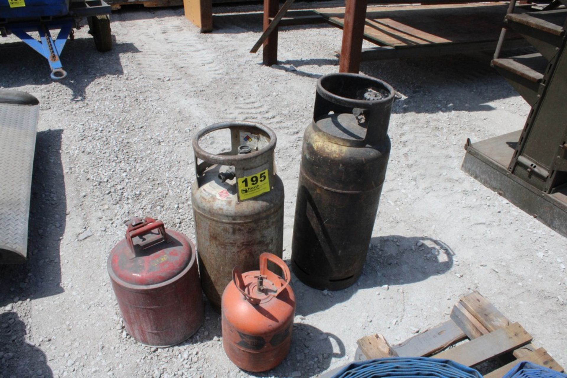 (2) PROPANE TANKS, FULE CAN & TANK OF CLEAN-UP SOLVENT