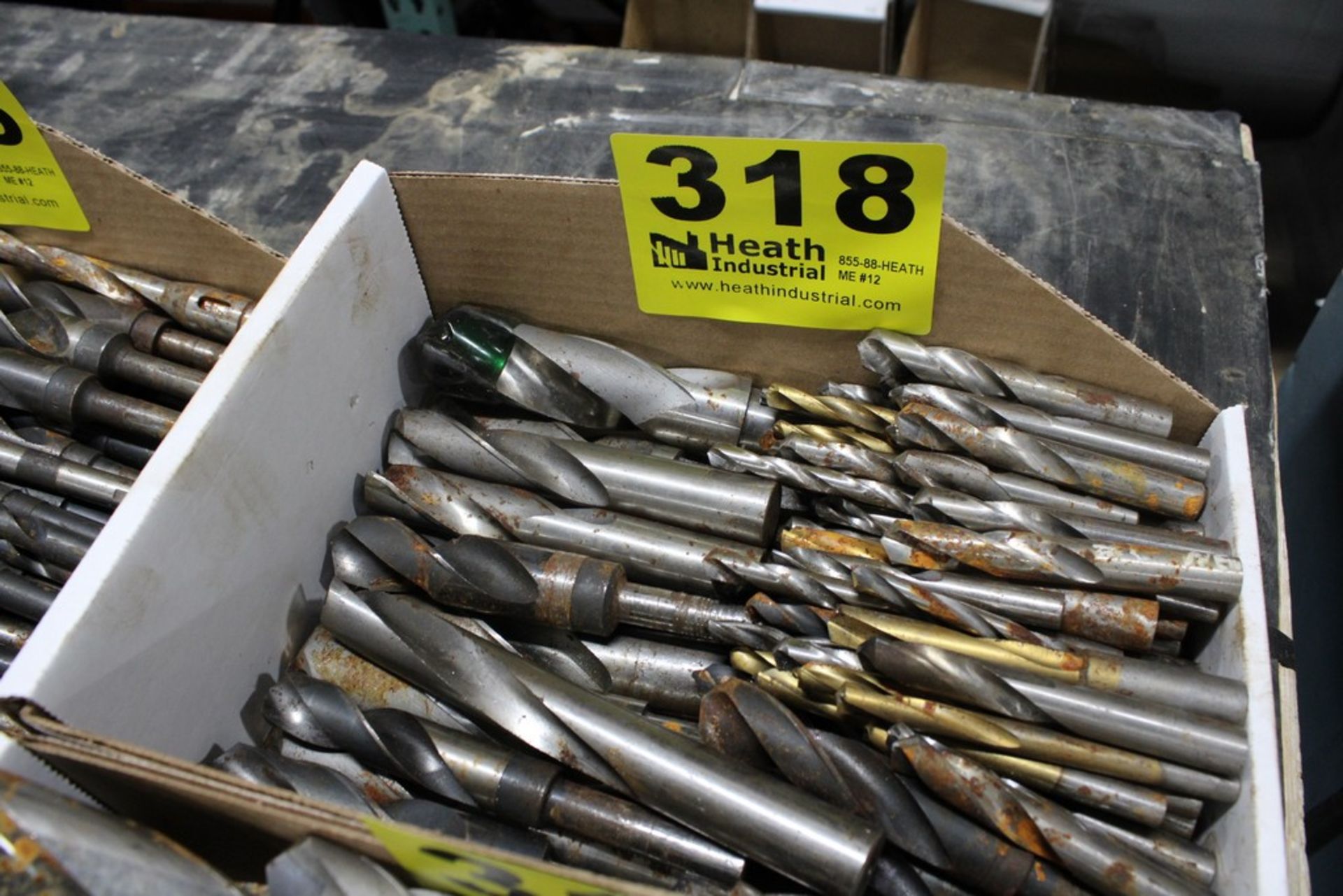 LARGE QTY OF DRILL BITS