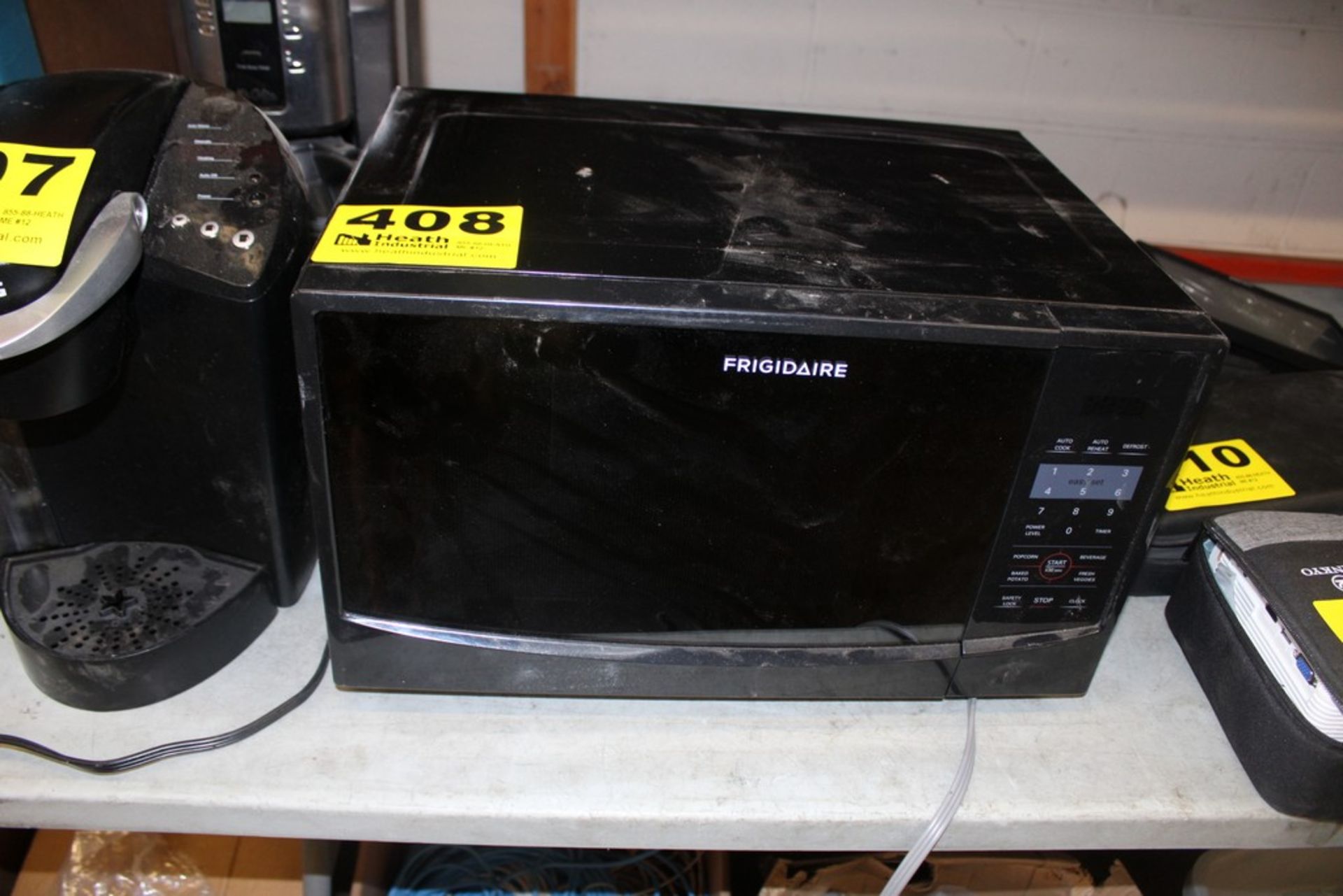 FRIDGIDAIRE MICROWAVE OVEN