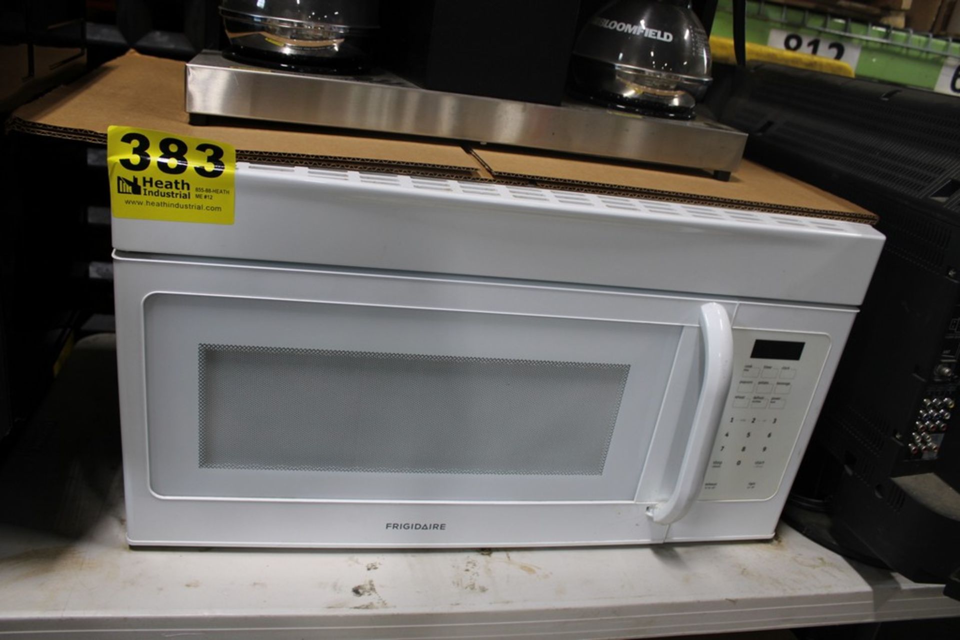 FRIDGIDAIRE UNDER CABINET MICROWAVE OVEN