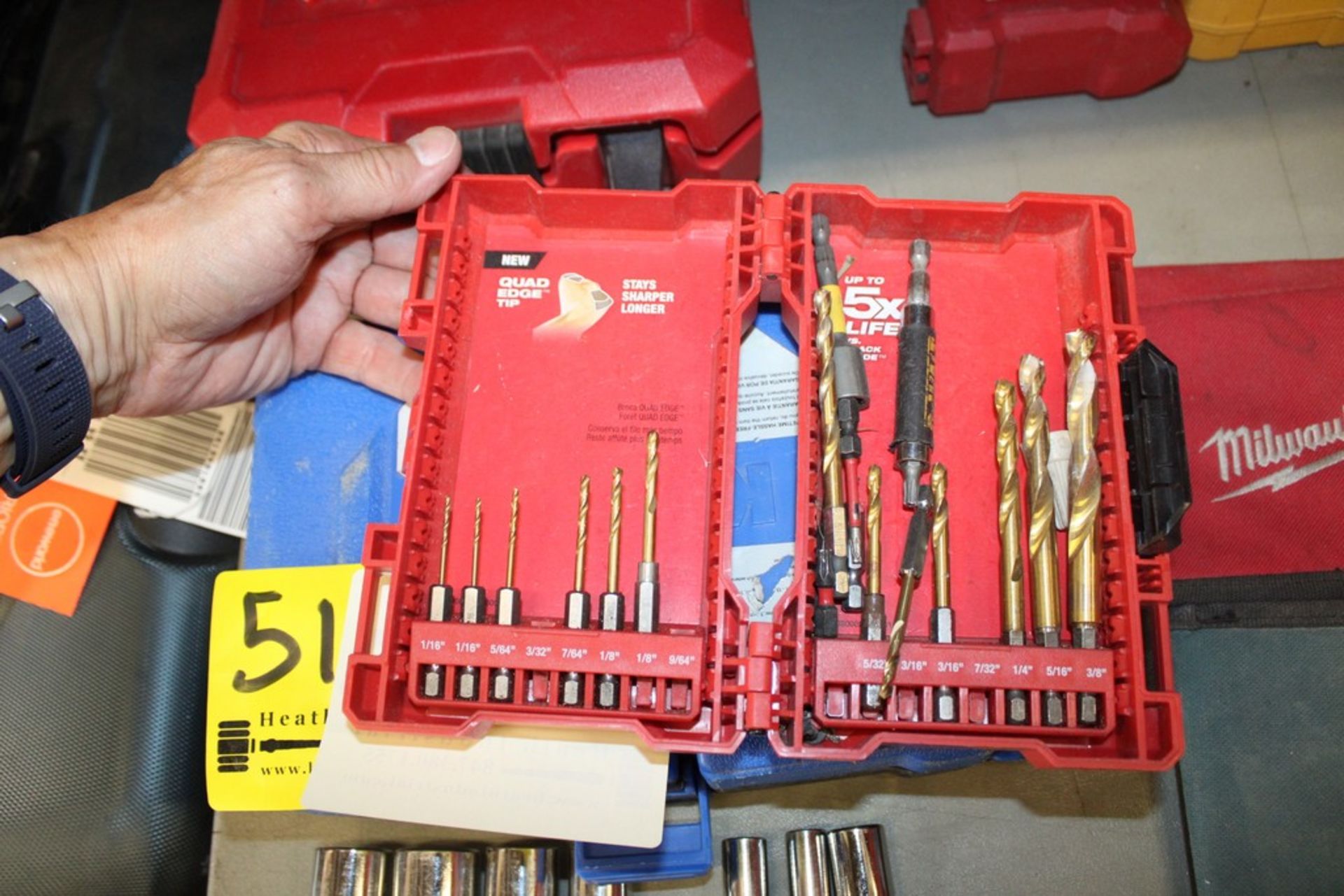 MILWUAKEE & DEWLAT DRILL BITS WITH TOOL BAG - Image 2 of 4