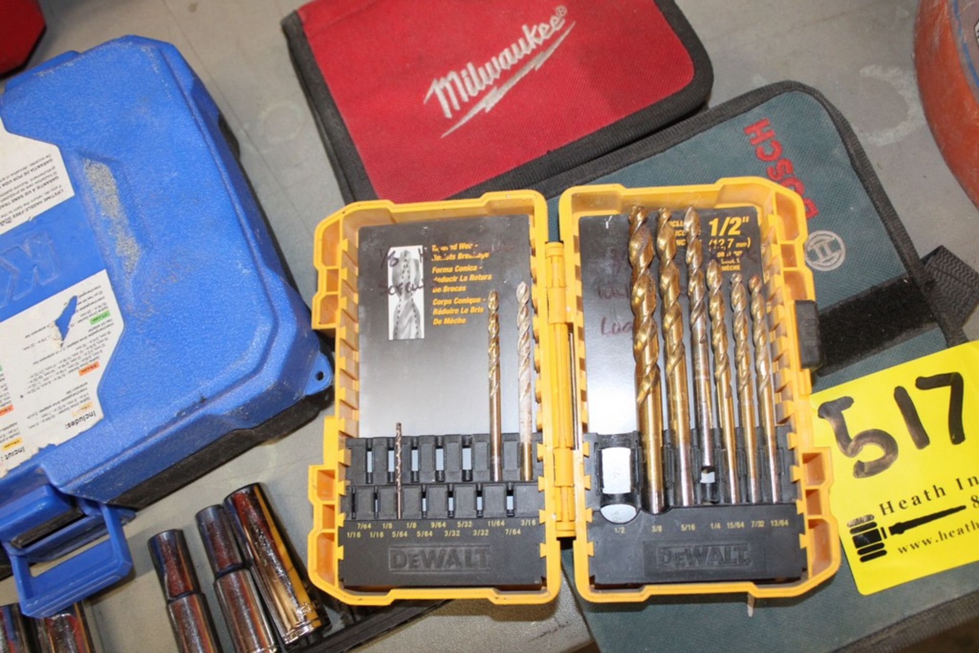 MILWUAKEE & DEWLAT DRILL BITS WITH TOOL BAG - Image 4 of 4