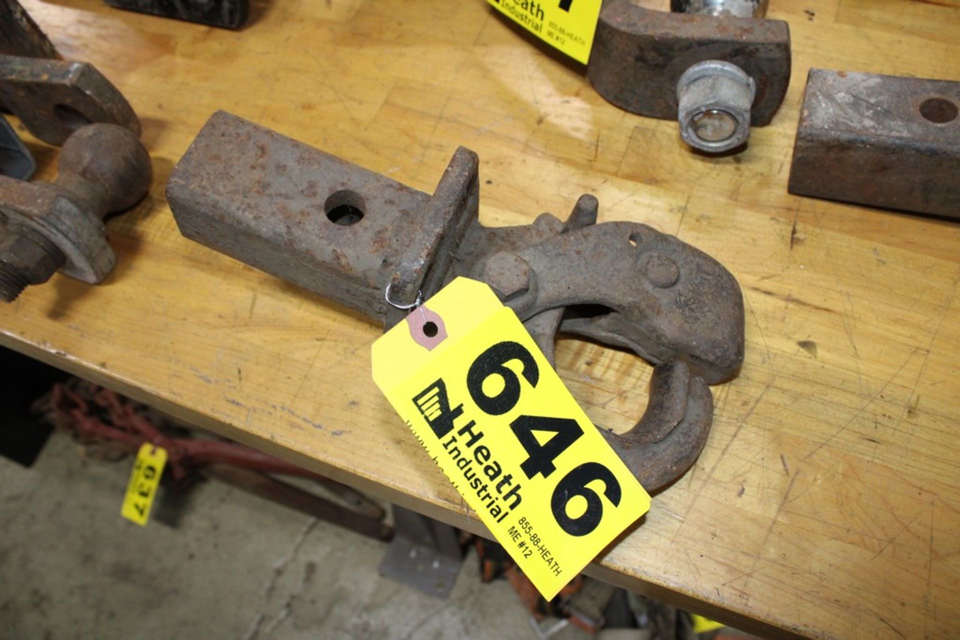 HEAVY DUTY PINTLE STYLE HITCH